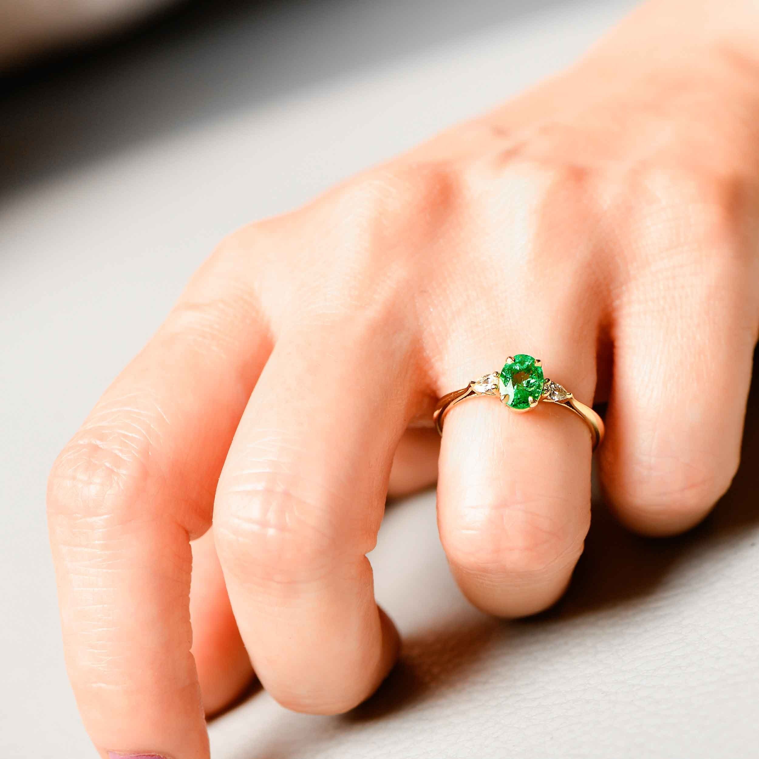 Emerald Ring With Pear Diamonds