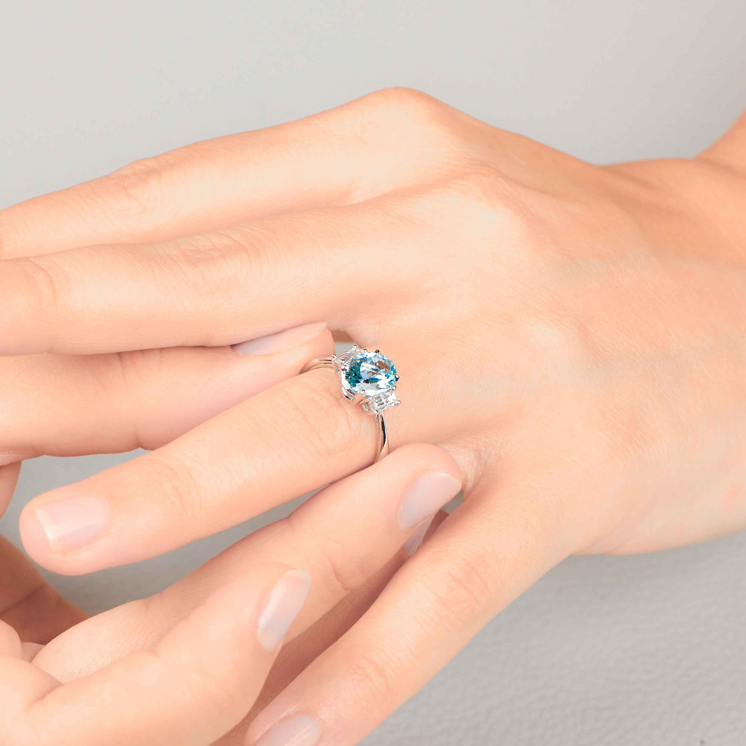 Aquamarine and Baguette Diamond Ring