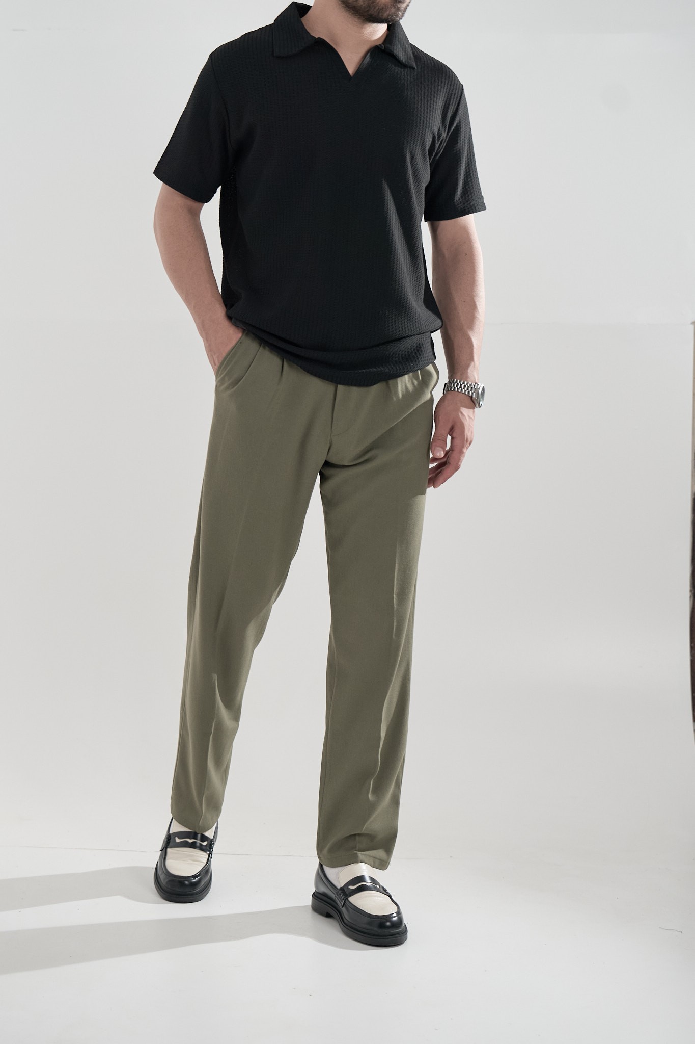 Siyah Dokulu Polo Yaka T-shirt