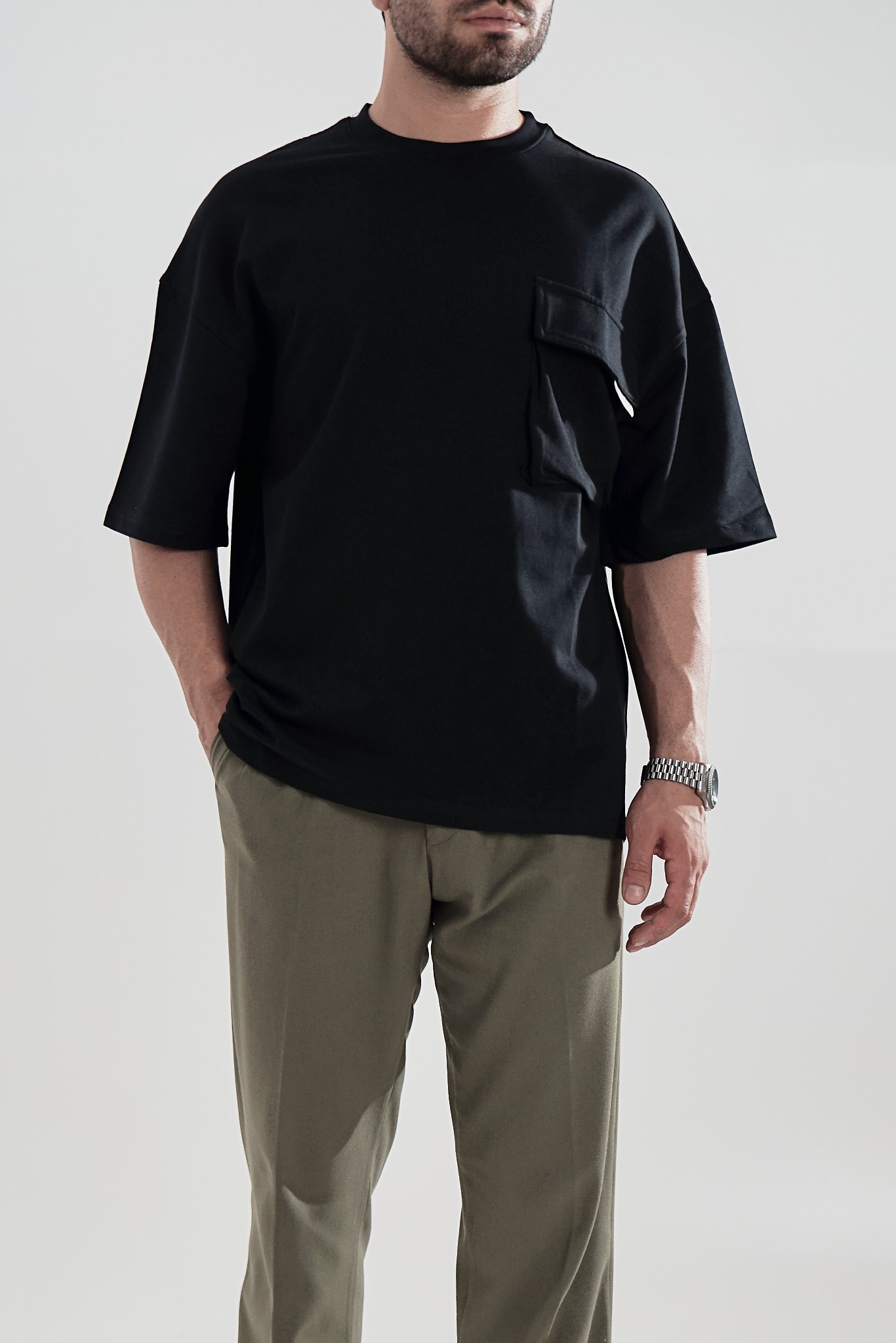 Siyah Cepli Oversize T-Shırt