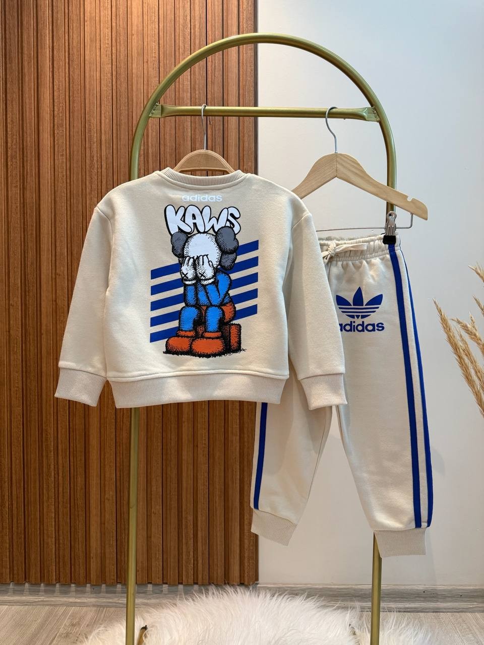 Krem Kaws Baskılı Takım