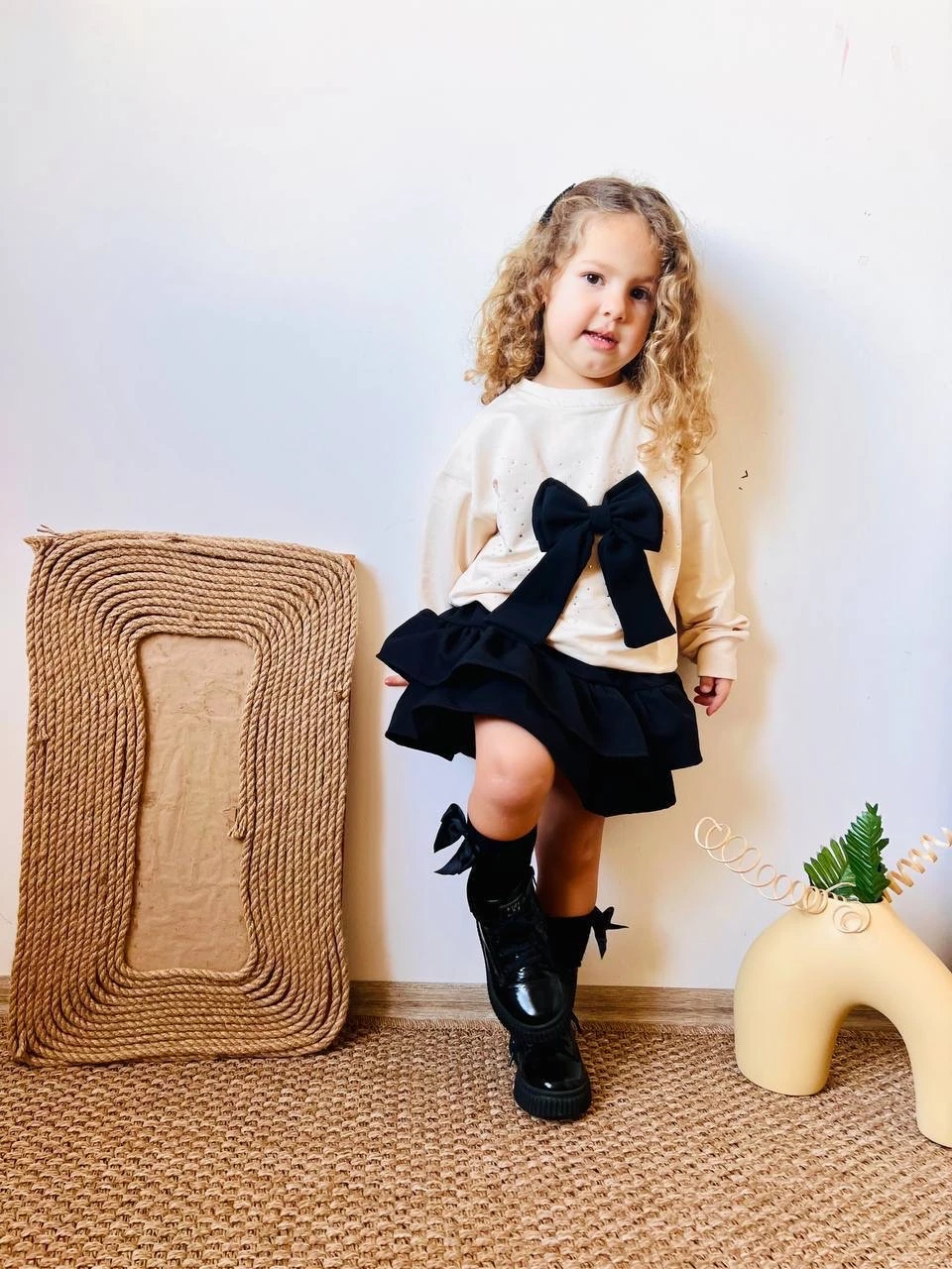 Siyah Etekli Taşlı Takım 