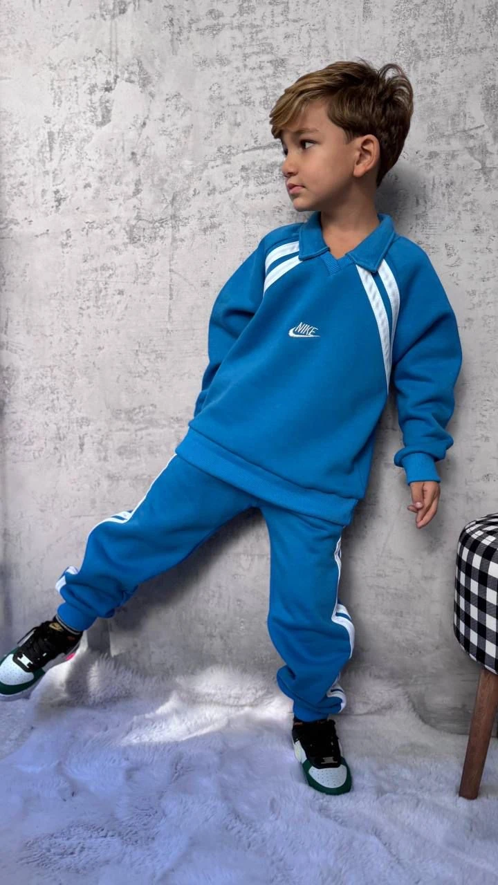 Mavi Baskılı Şeritli Takım