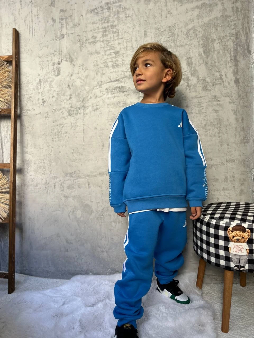 Mavi Marka Baskılı Takım