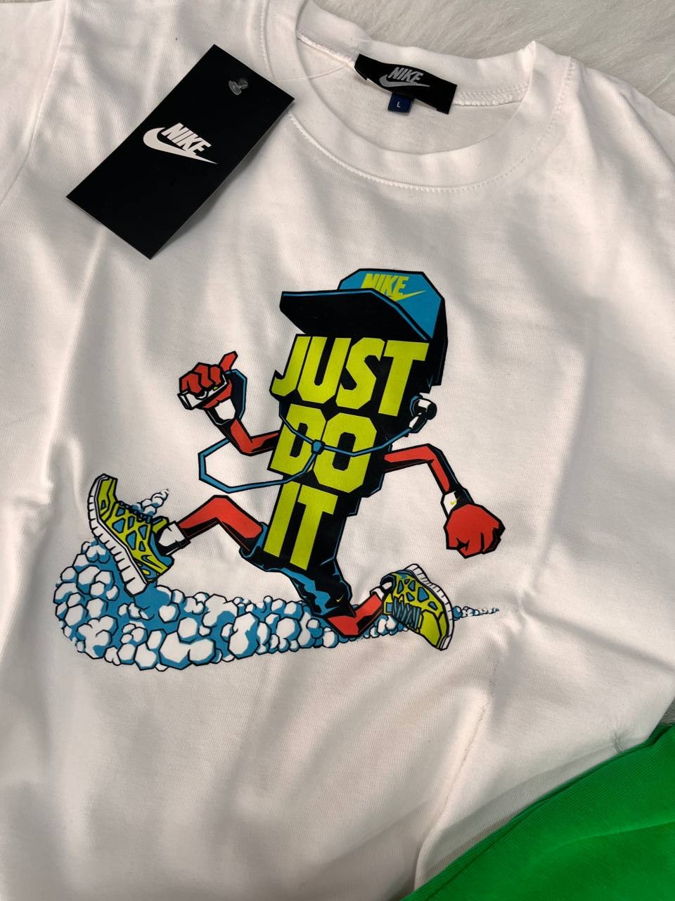 Yeşil Şortlu Nike Baskılı Takım