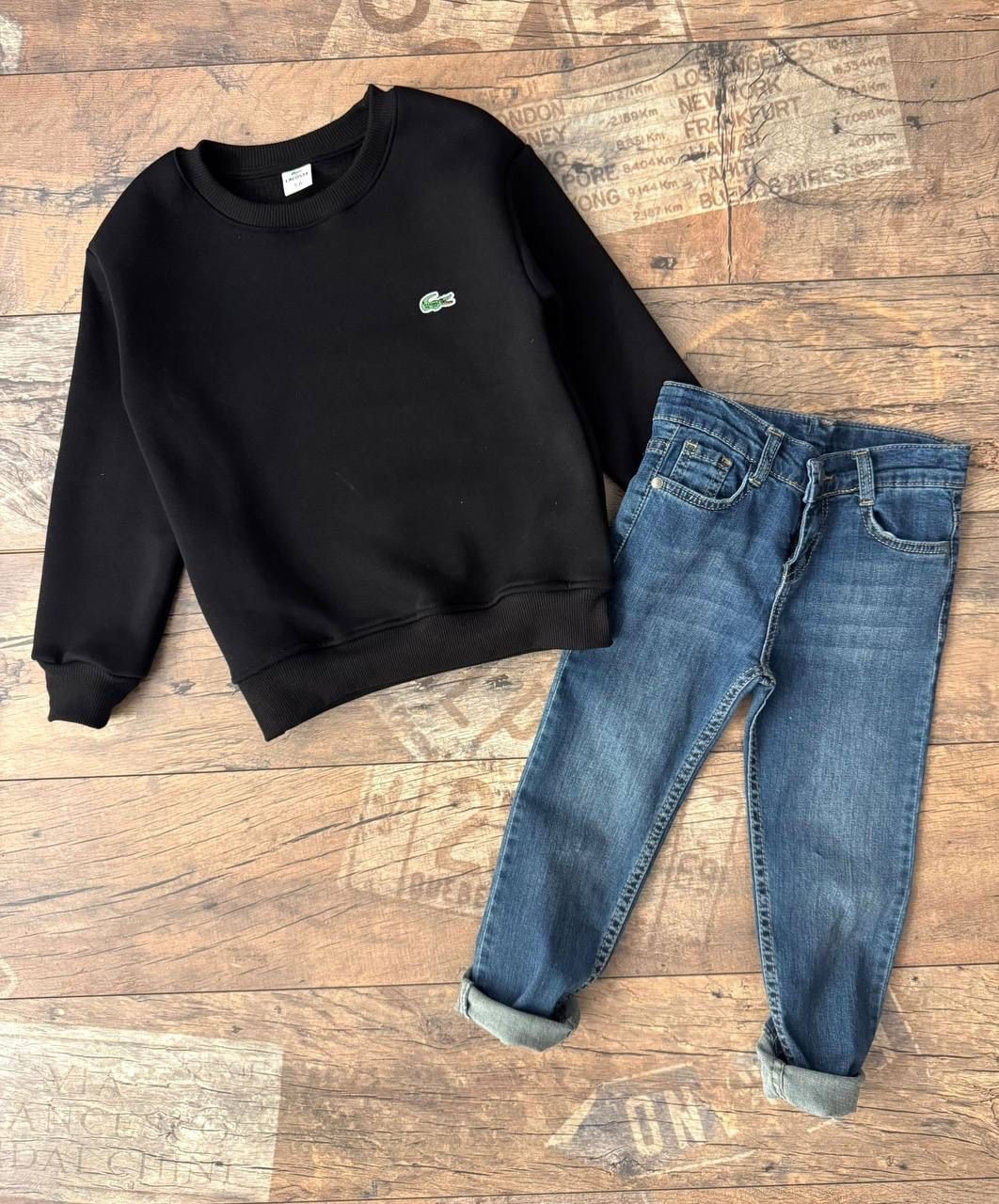 Siyah Renkli Sweatshirt Kot Pantalon Takım