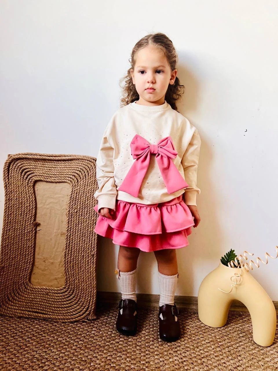 Pembe Etekli Taşlı Takım