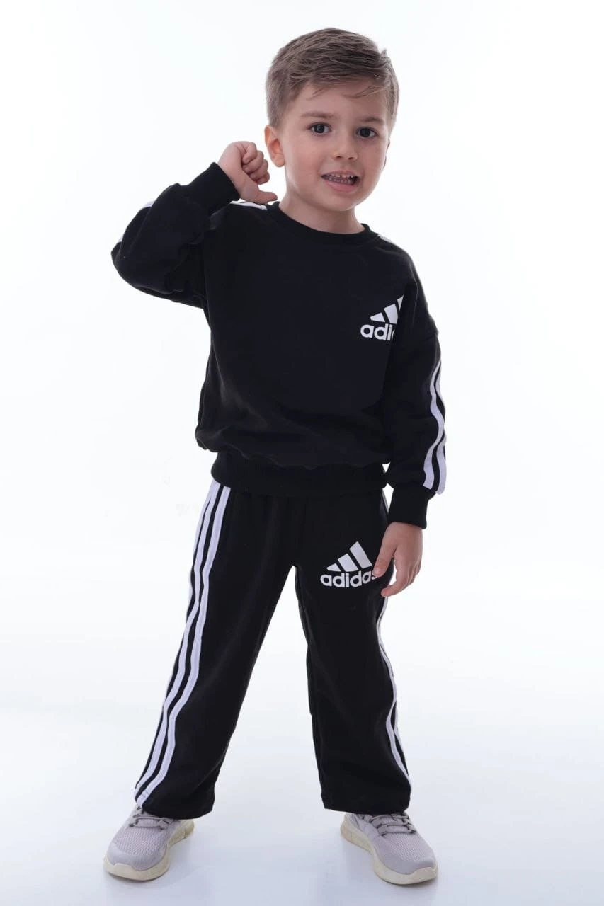 Marka Baskılı Siyah Takım