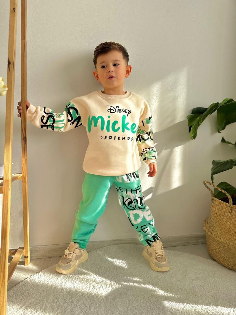 Mint Krem Mickey Baskılı Takım