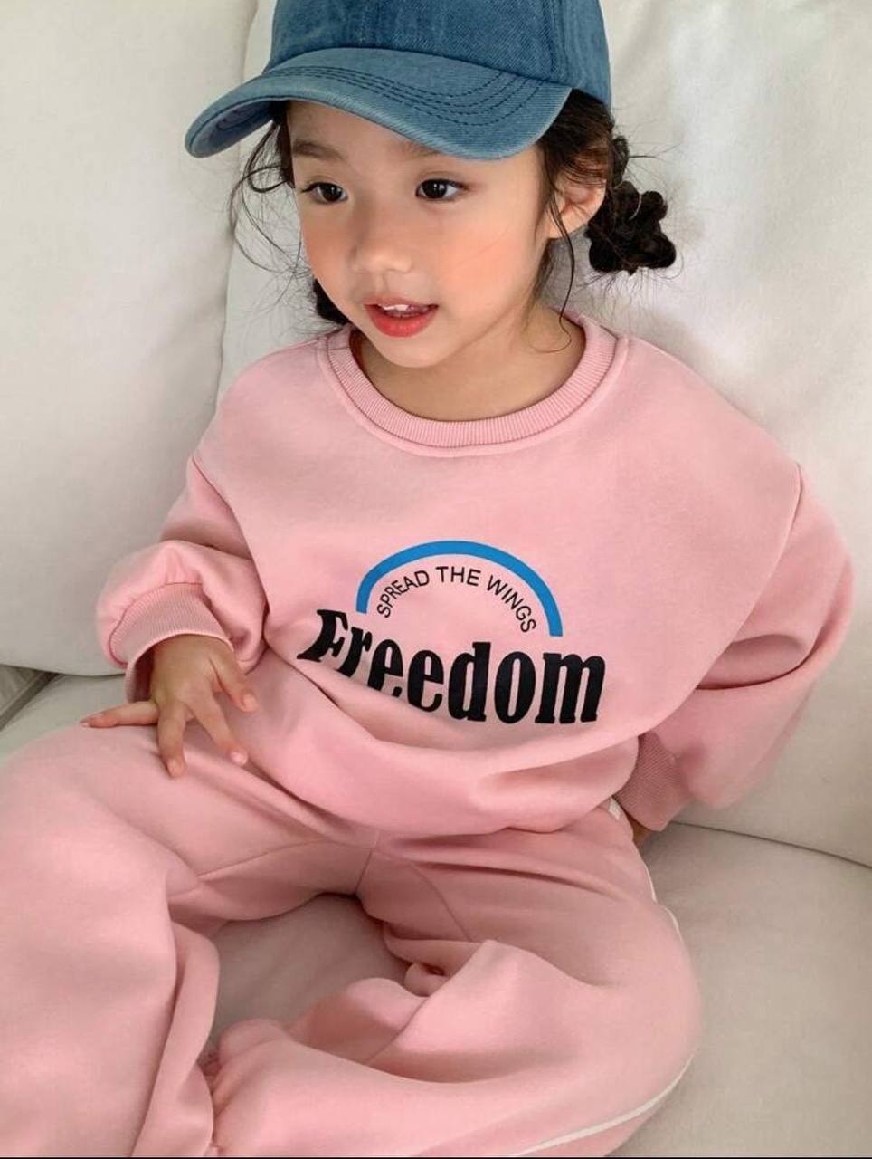 Pembe Fredoom Baskılı Takım