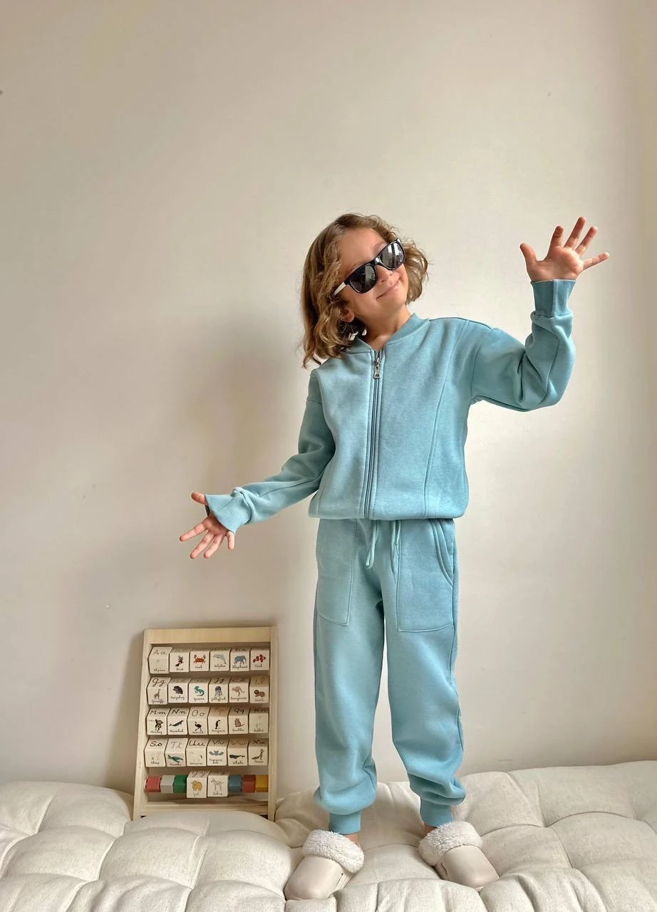 Premium Seri Cam Göbegi Renkli Fermuarlı Takım