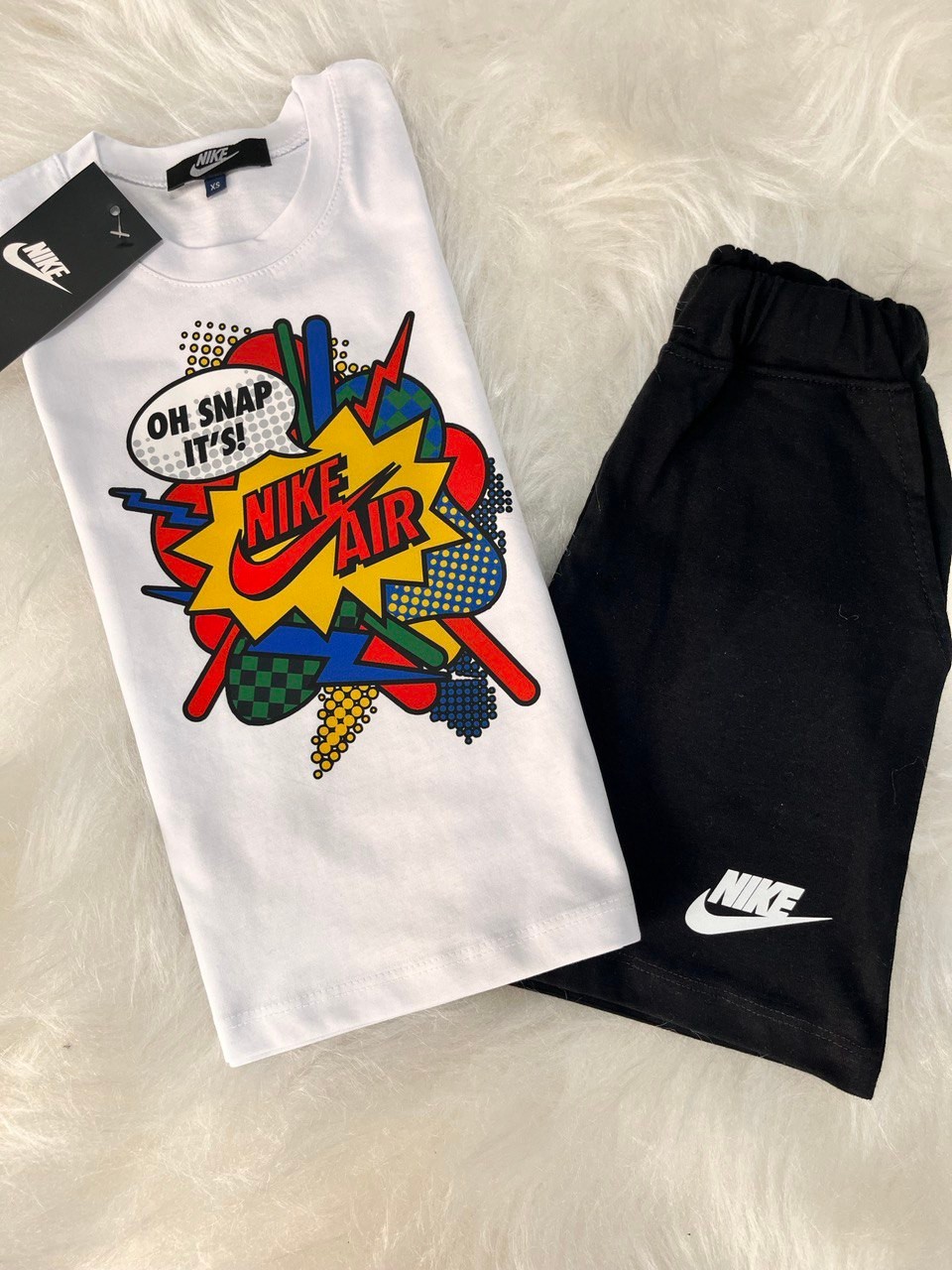 Beyaz Siyah Baskılı Nike Takım