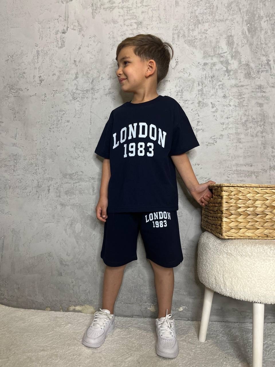 London Baskılı Lacivert Takım