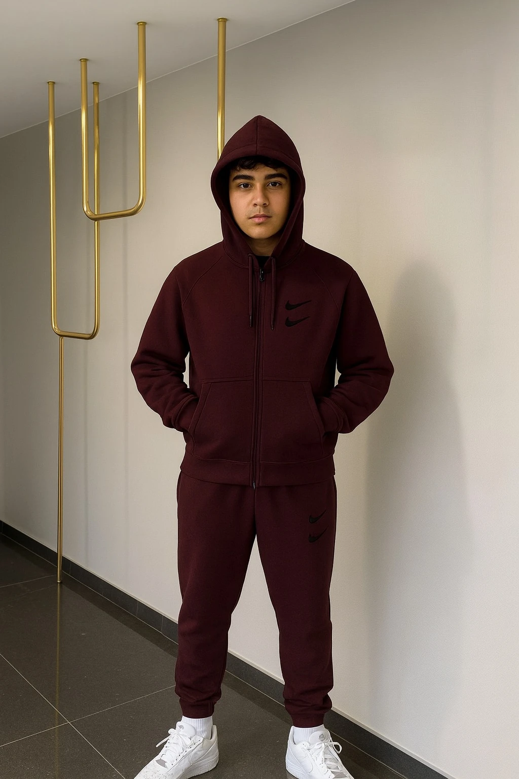 Premium Seri Bordo İşlemeli Takım