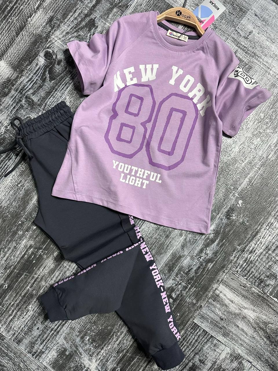 New York Baskılı Lila Renkli Takım