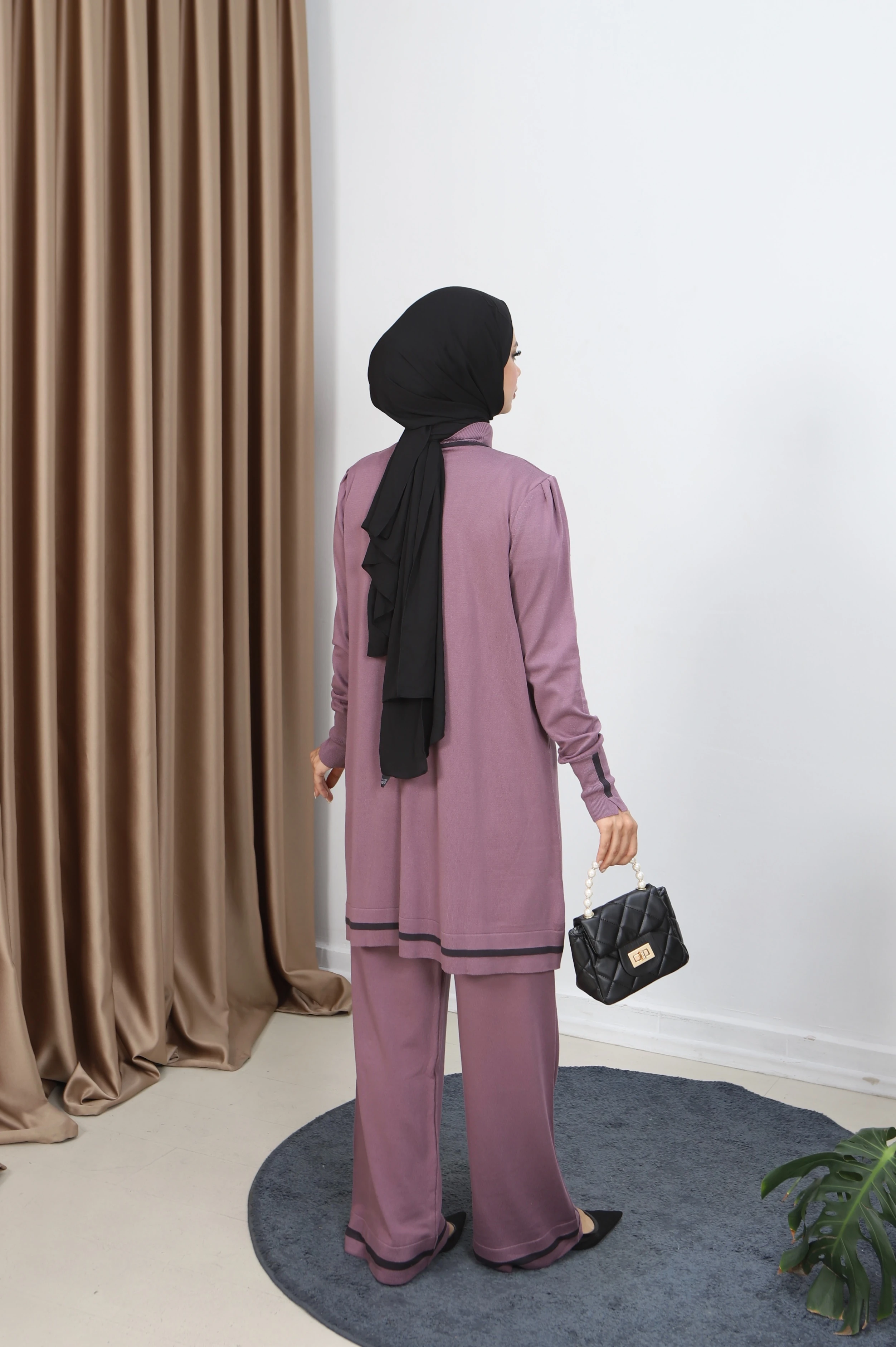 Çift Renkli Merserize Pantolonlu Takım