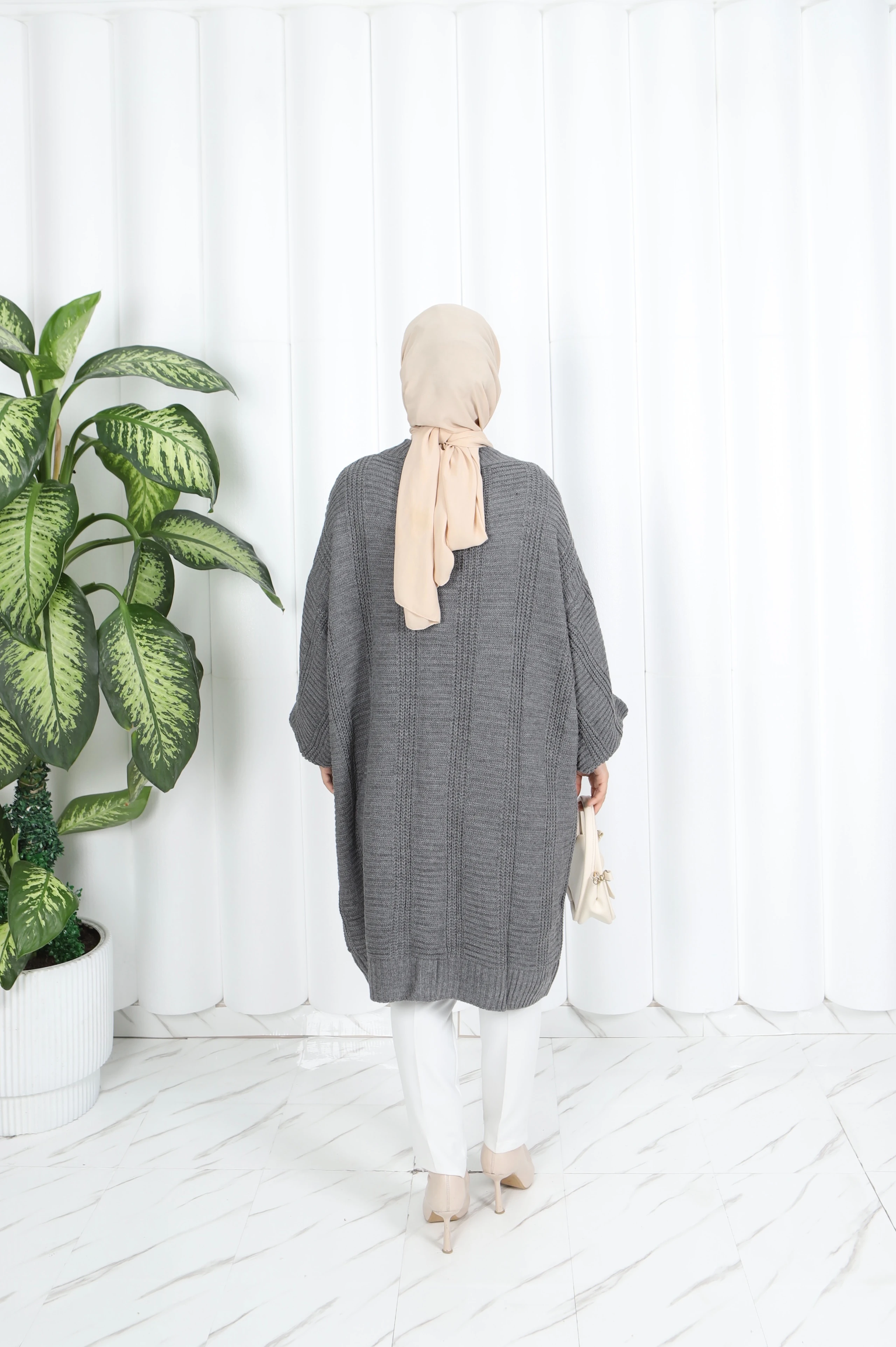 Saç Örgülü Balon Kol Hırka