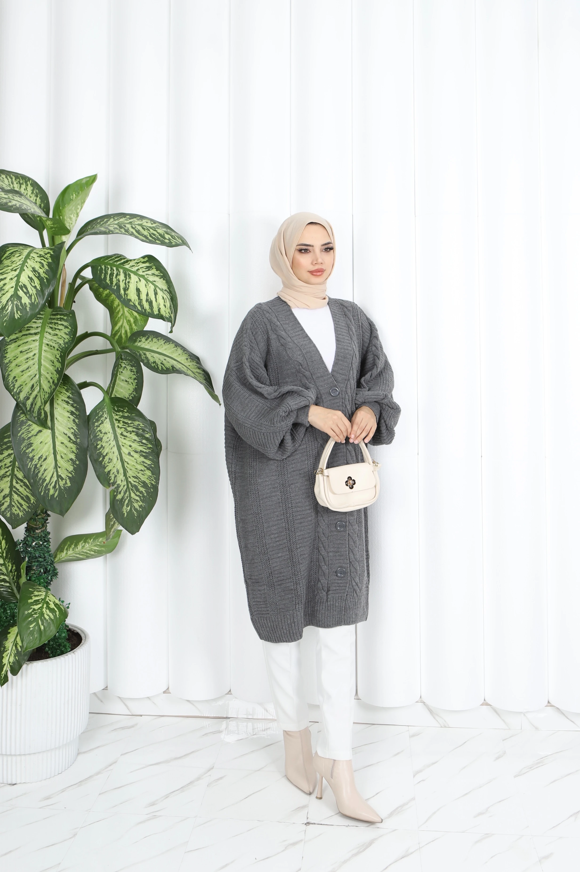 Saç Örgülü Balon Kol Hırka