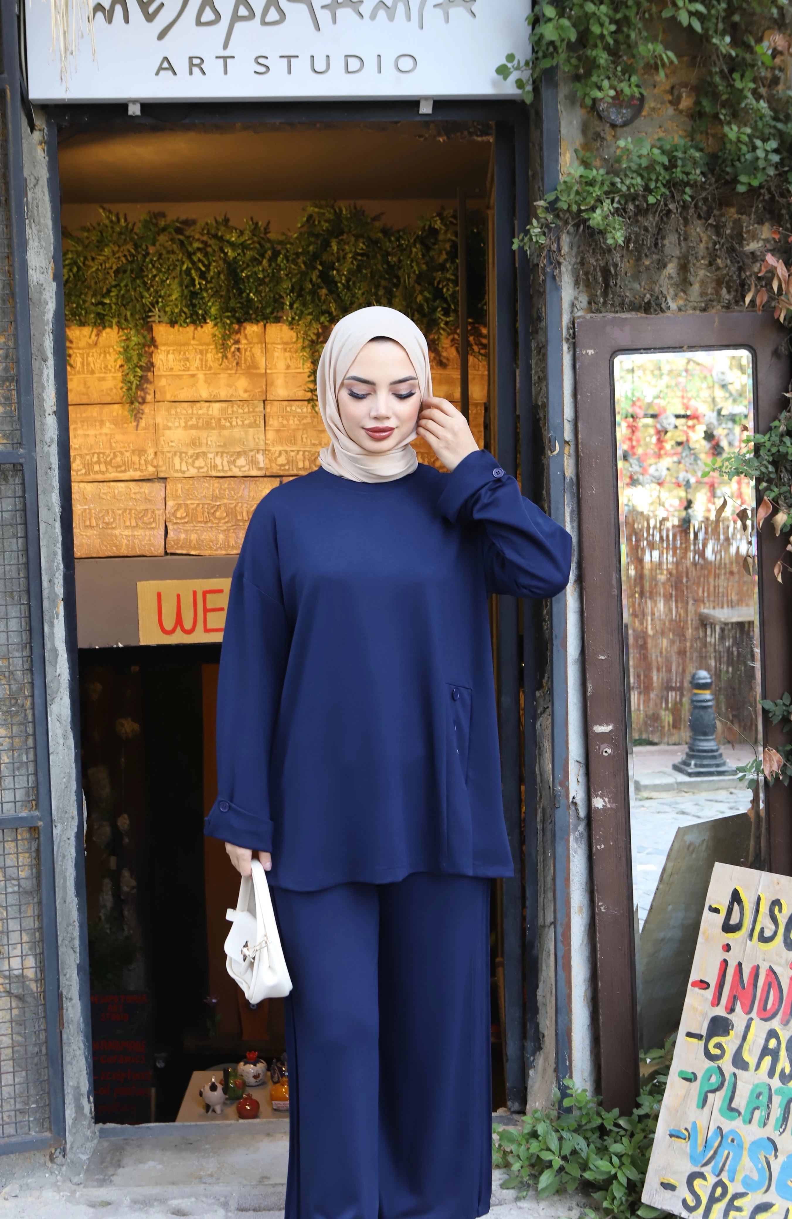 Düğmeli Modal Takım