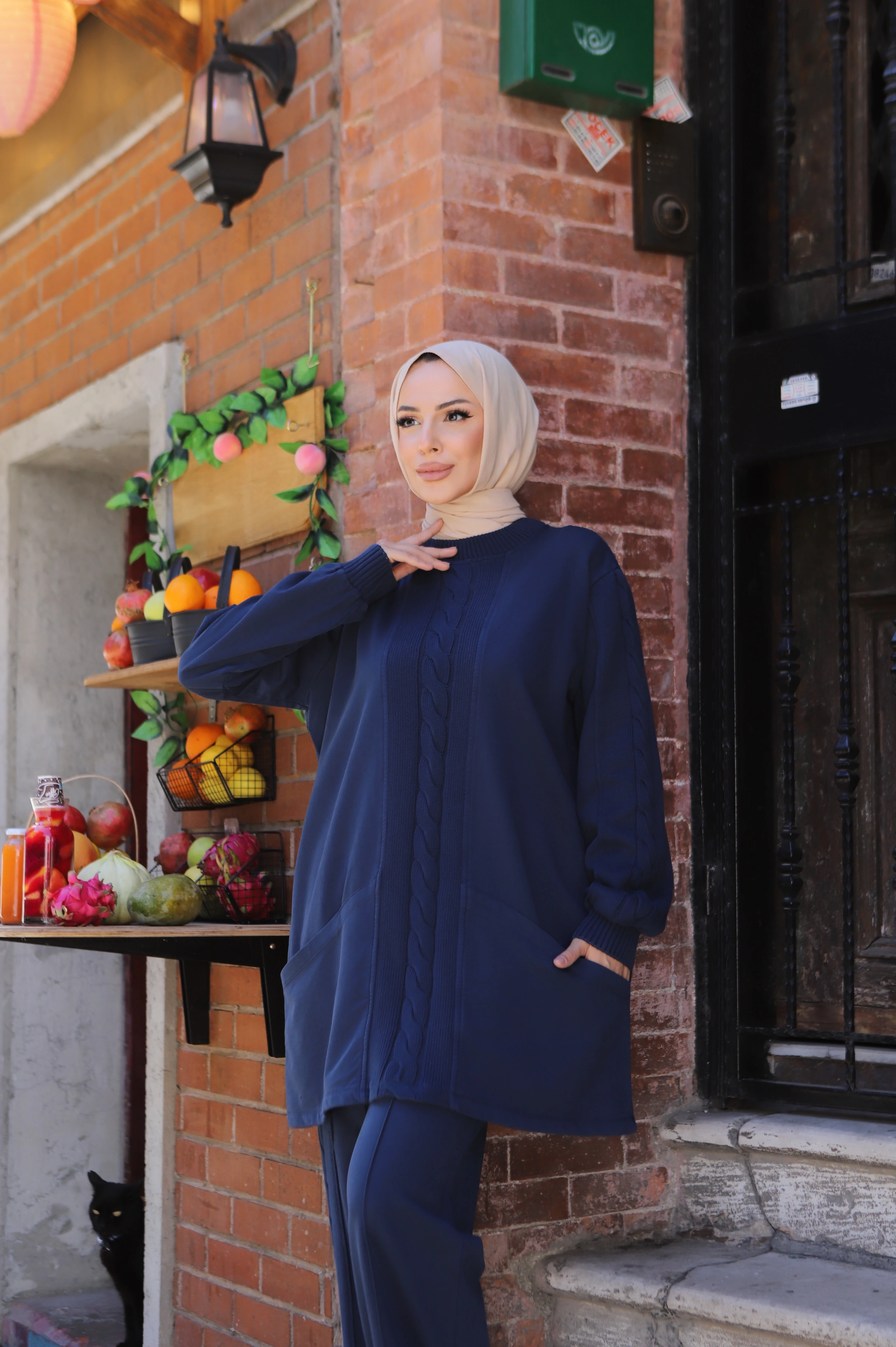 Yanları Cepli İki İplik Triko Takım