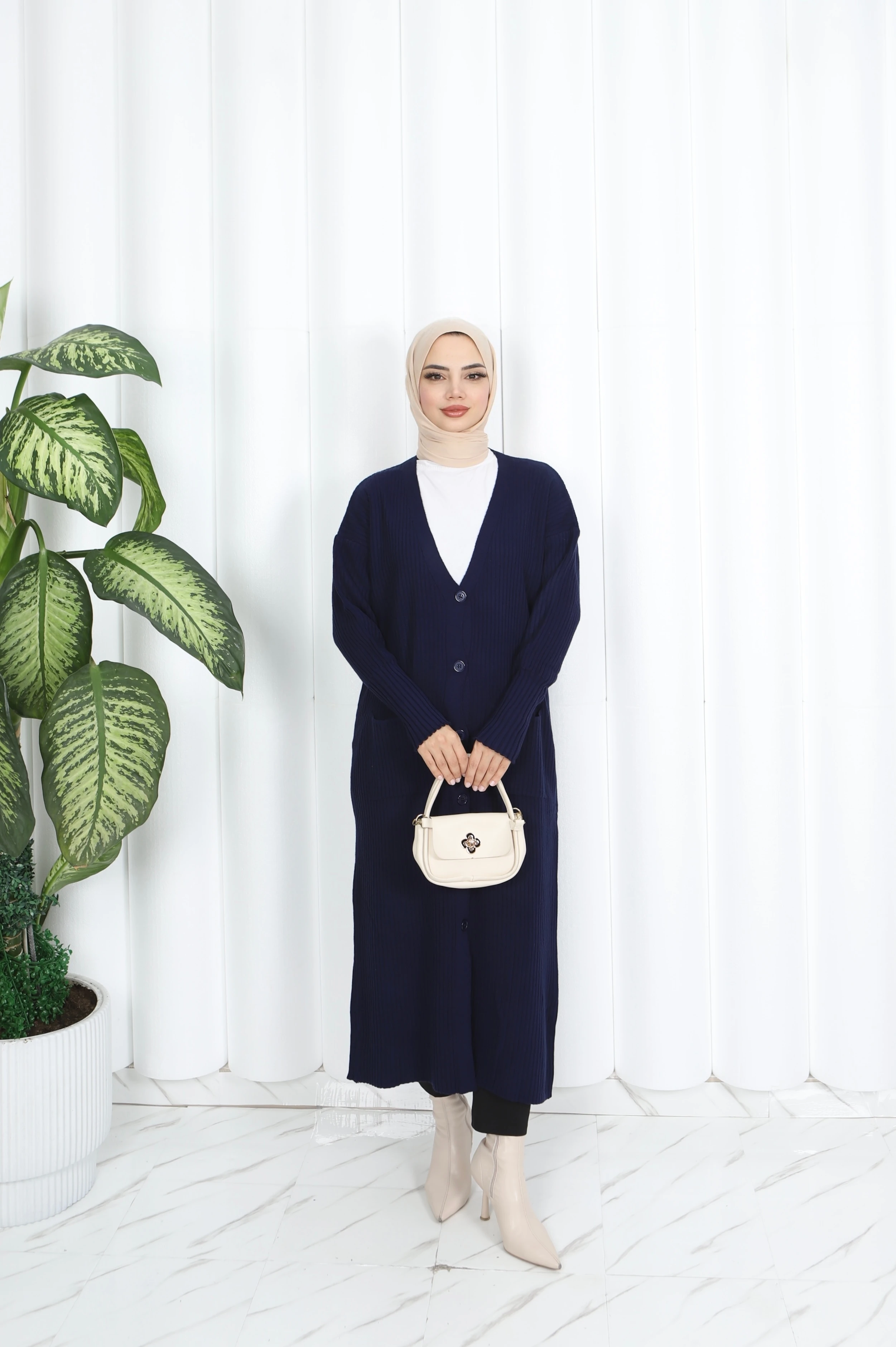 Cepli Uzun Triko Hırka