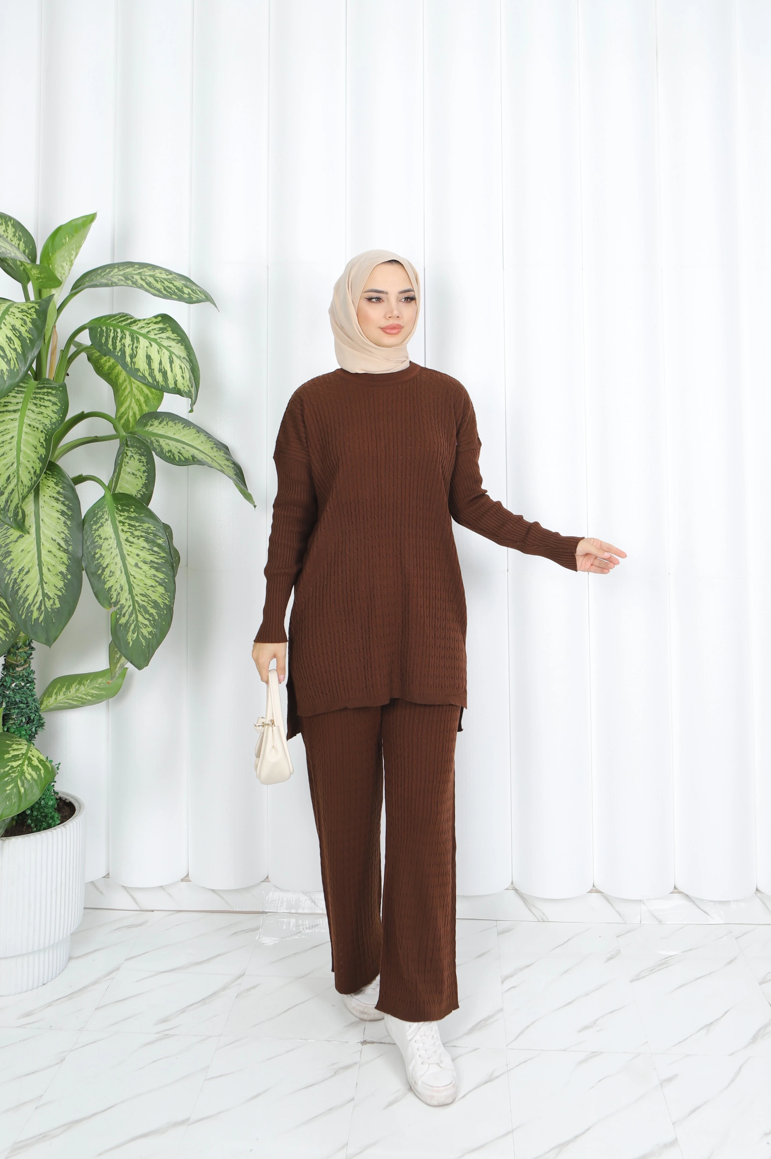 Saç Örgülü Triko Takım