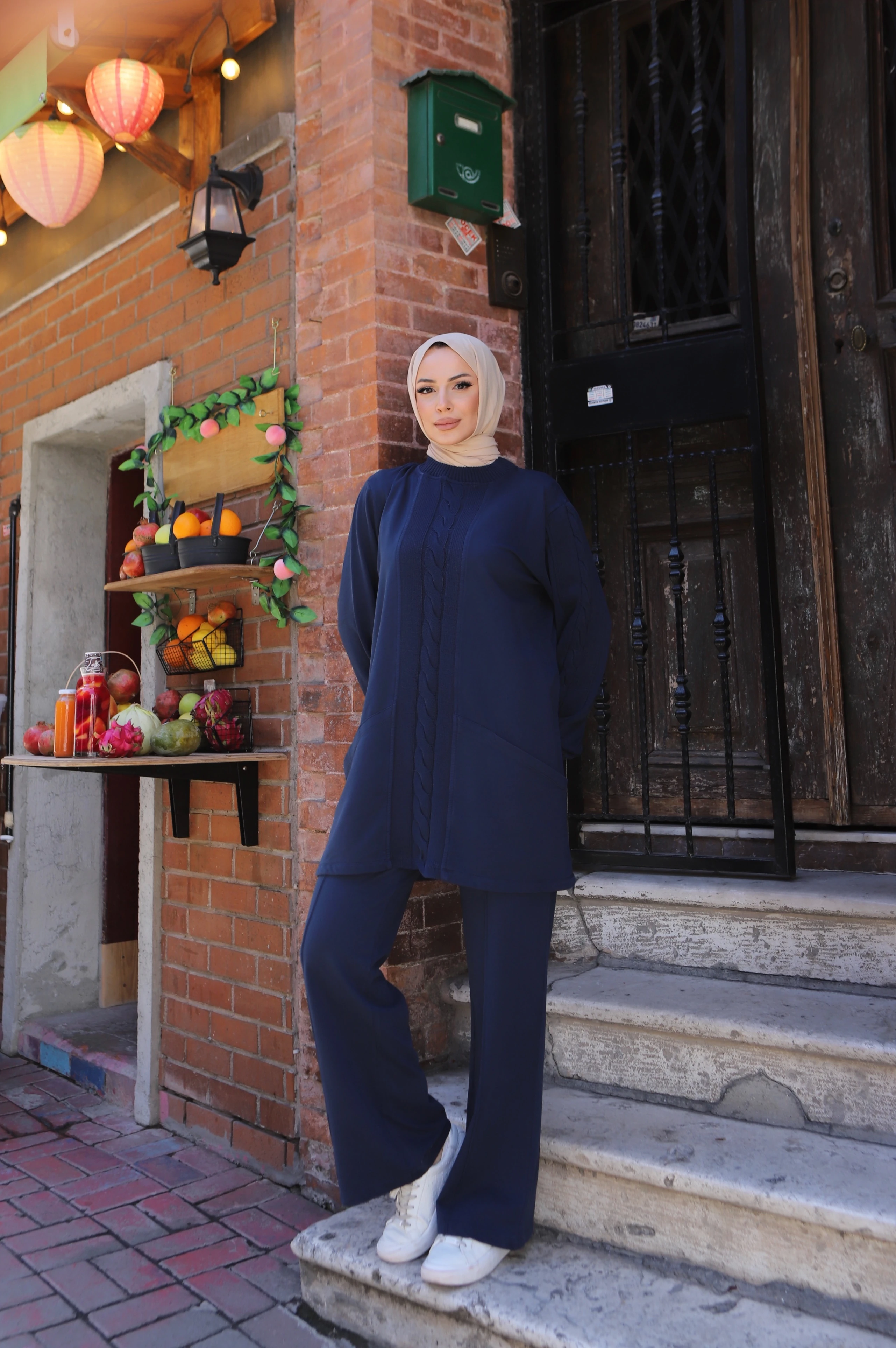 Yanları Cepli İki İplik Triko Takım