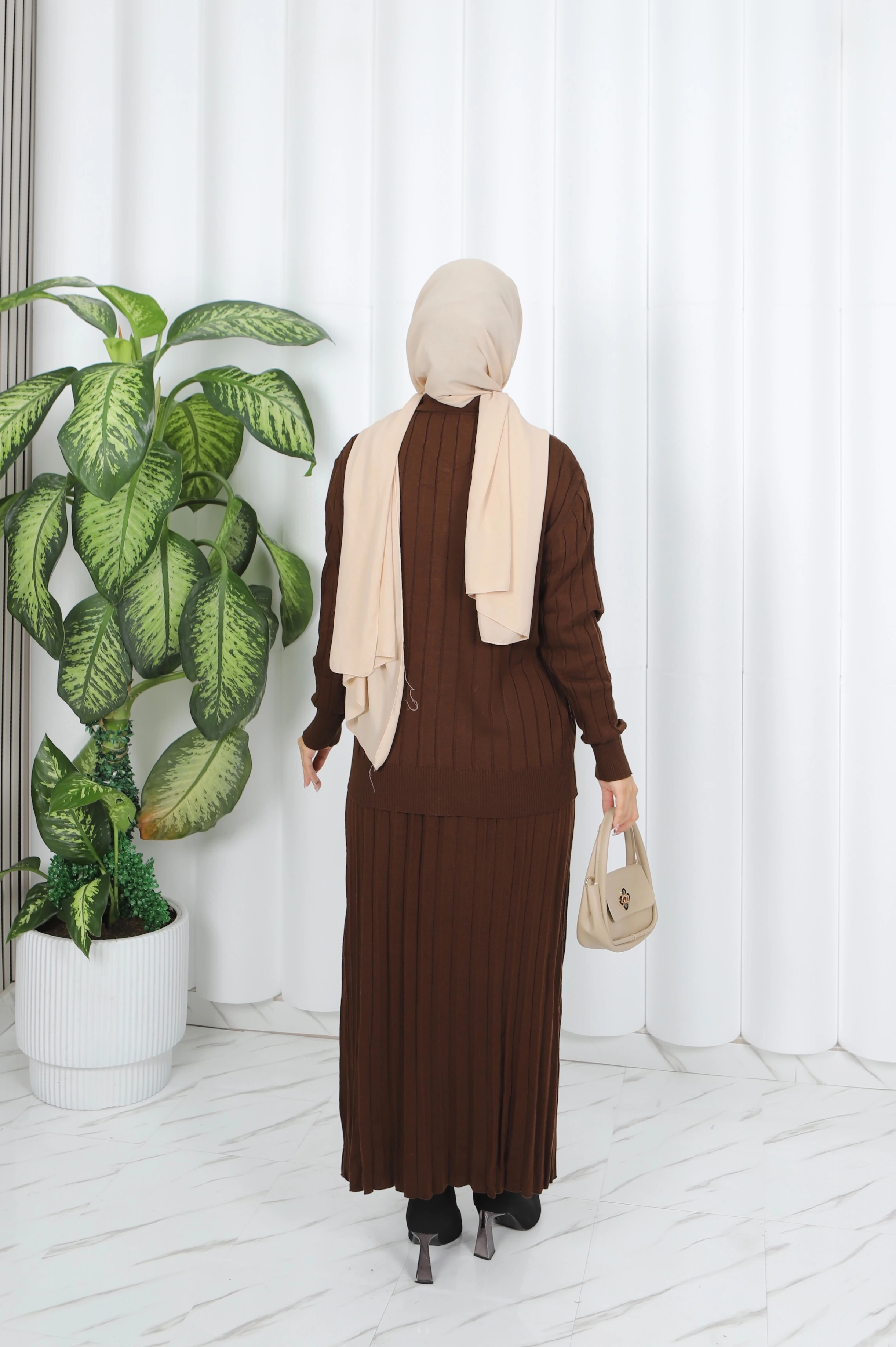 PİLİSE ETEKLİ CEKETLİ TAKIM