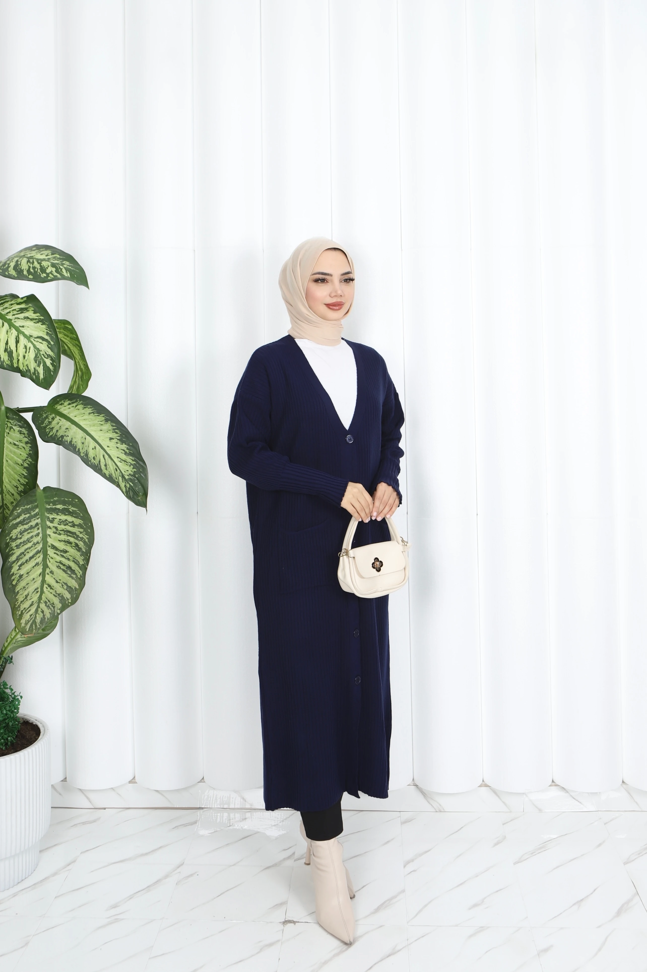 Cepli Uzun Triko Hırka