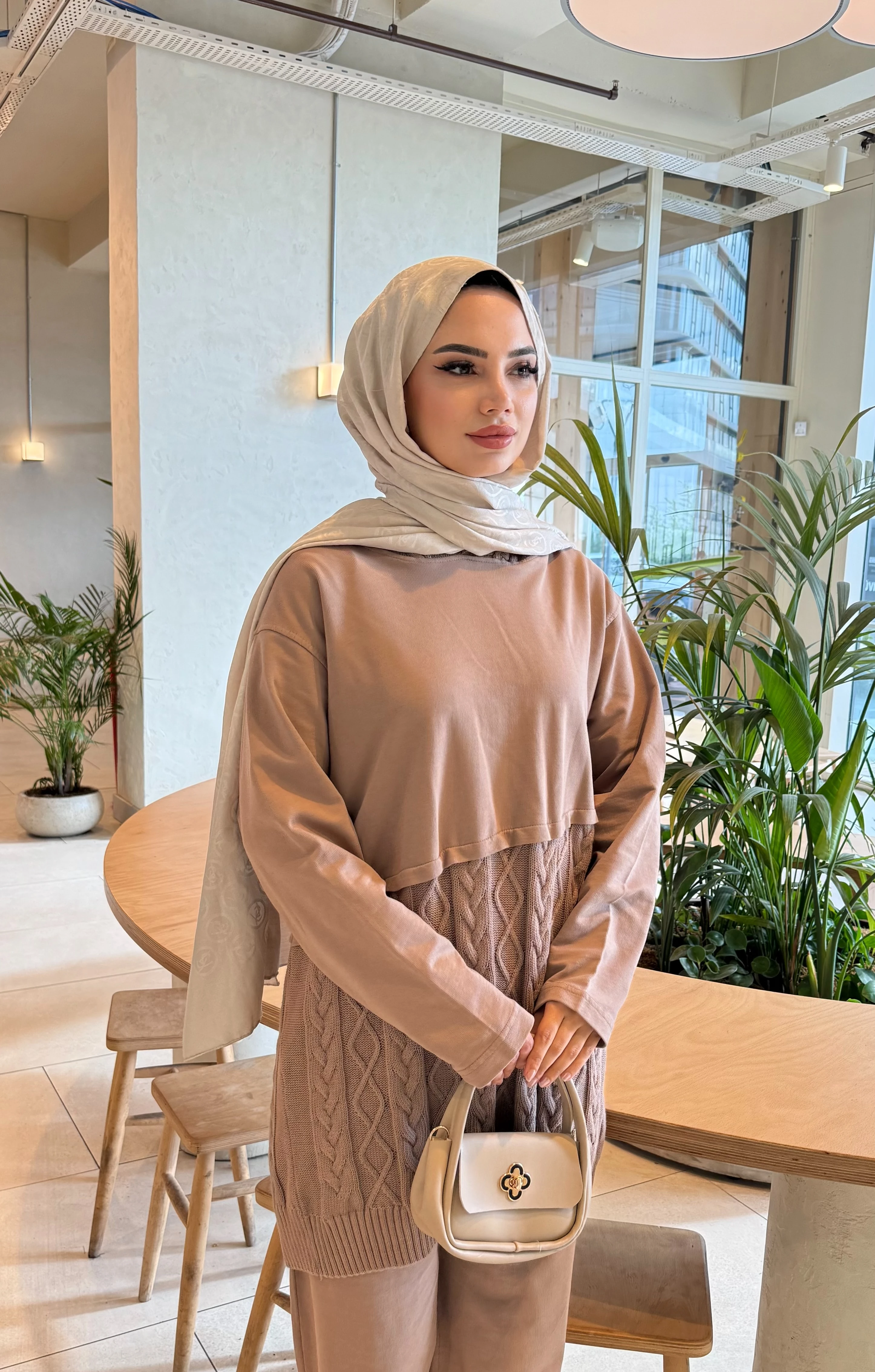 Çapraz Saç Örgülü Triko Takım