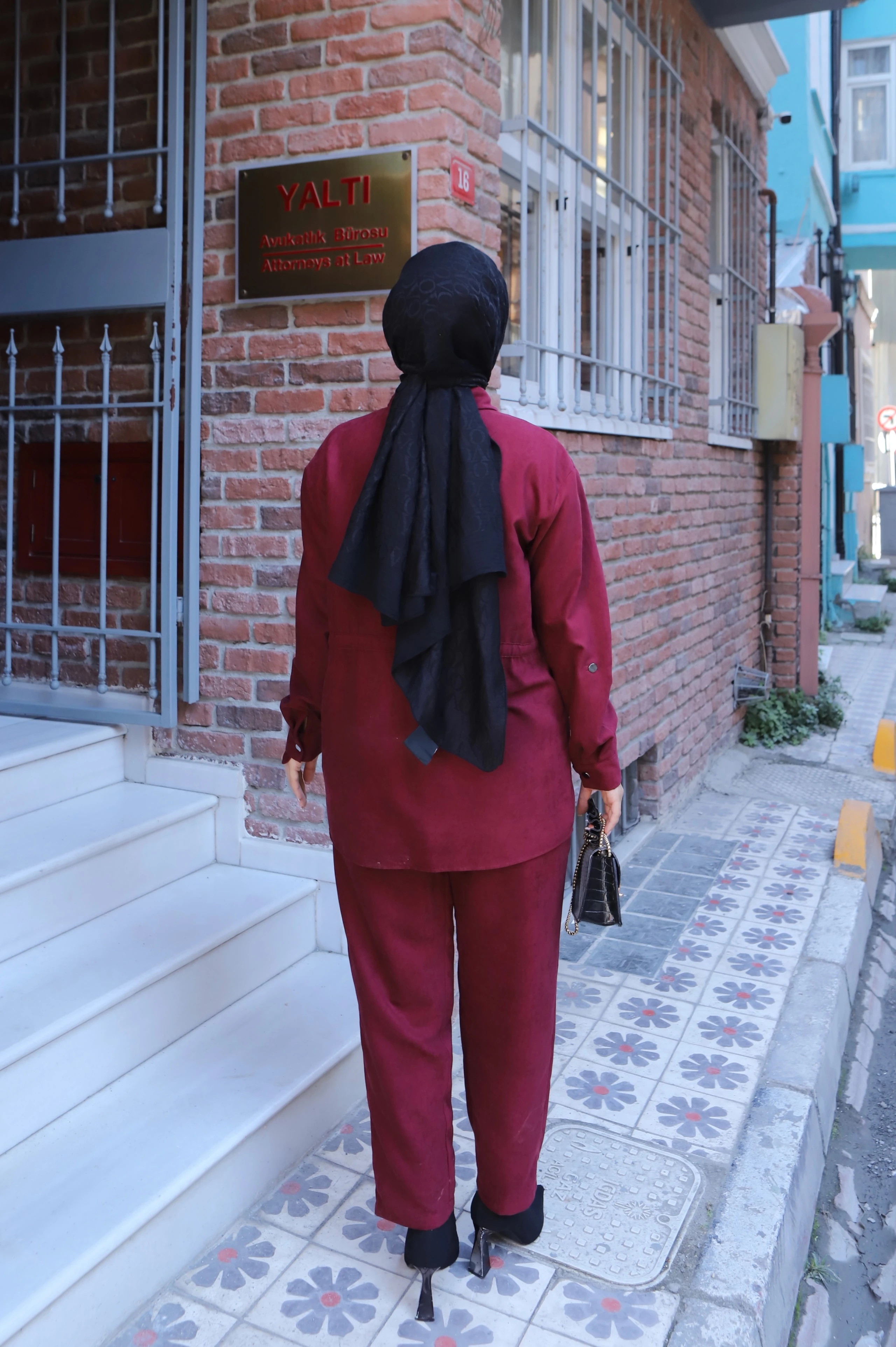 Bağcıklı Süet Pantolonlu Takım