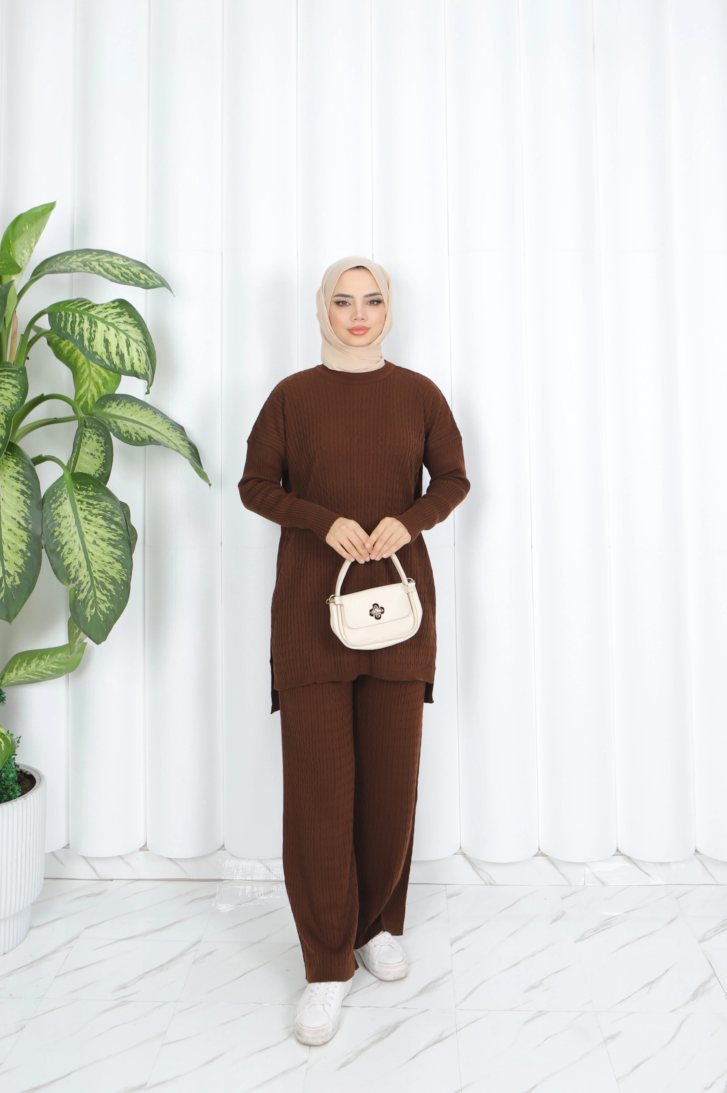 Saç Örgülü Triko Takım