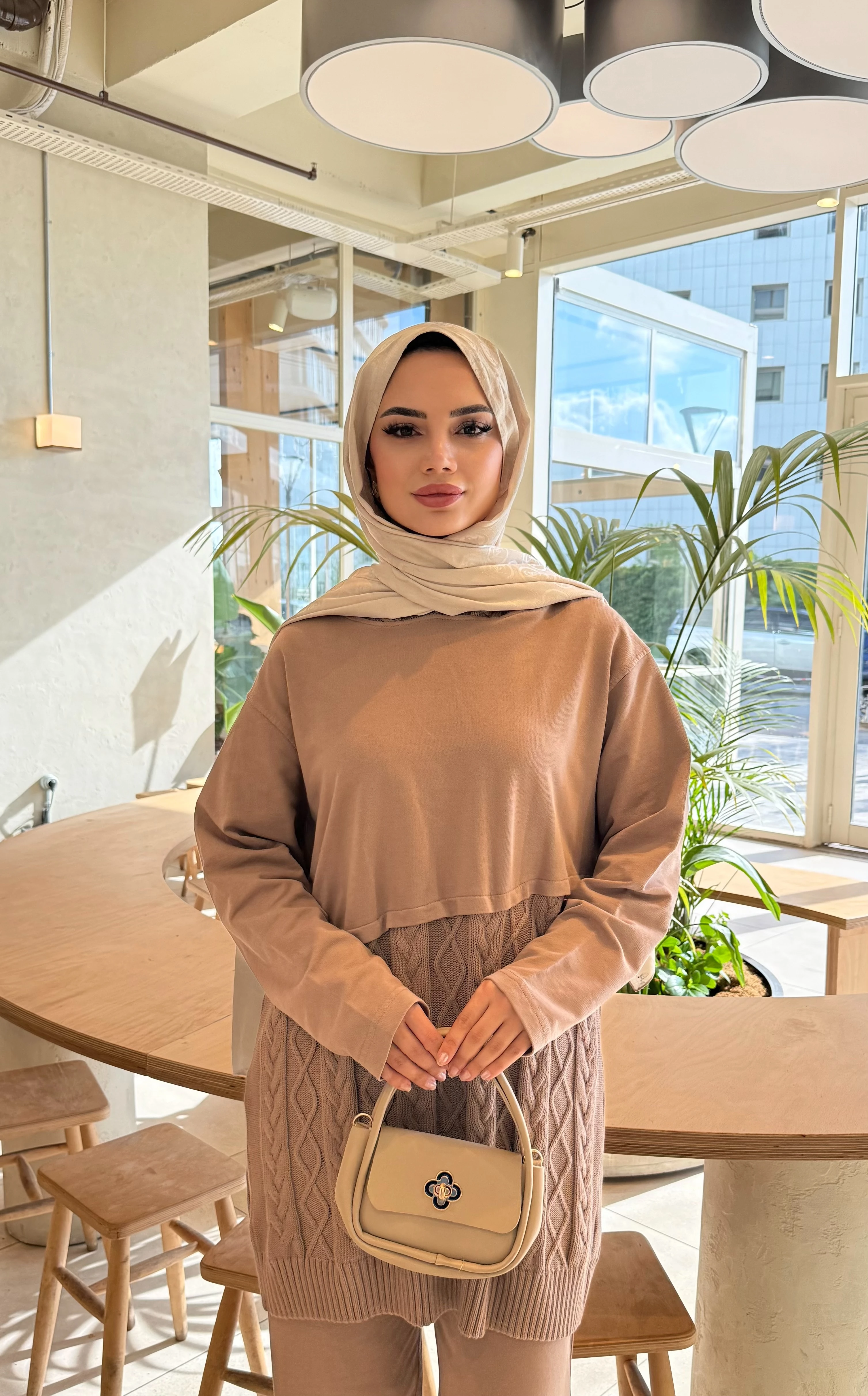 Çapraz Saç Örgülü Triko Takım