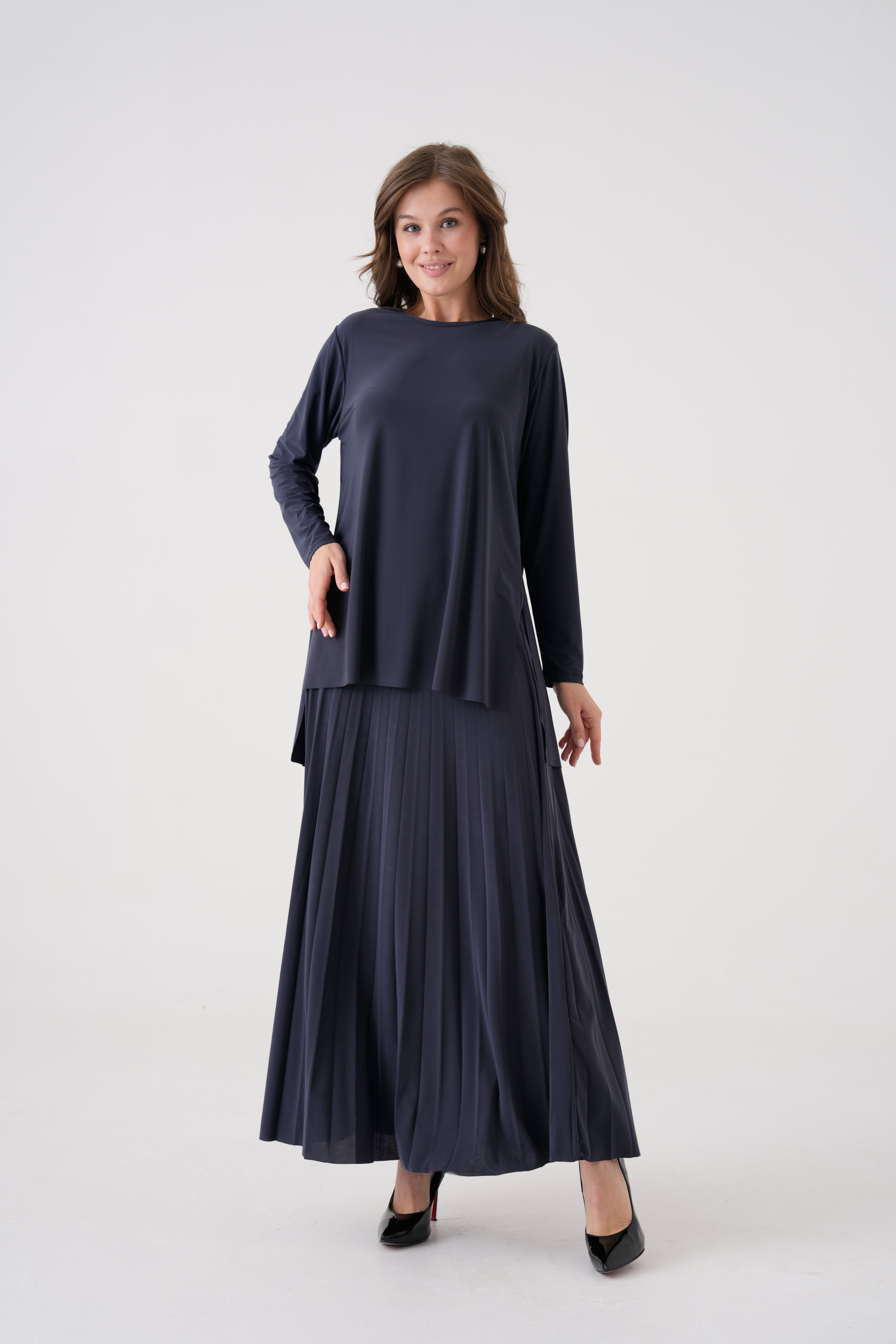 ETEĞİ PİLİSELİ SADE TUNİK TAKIM