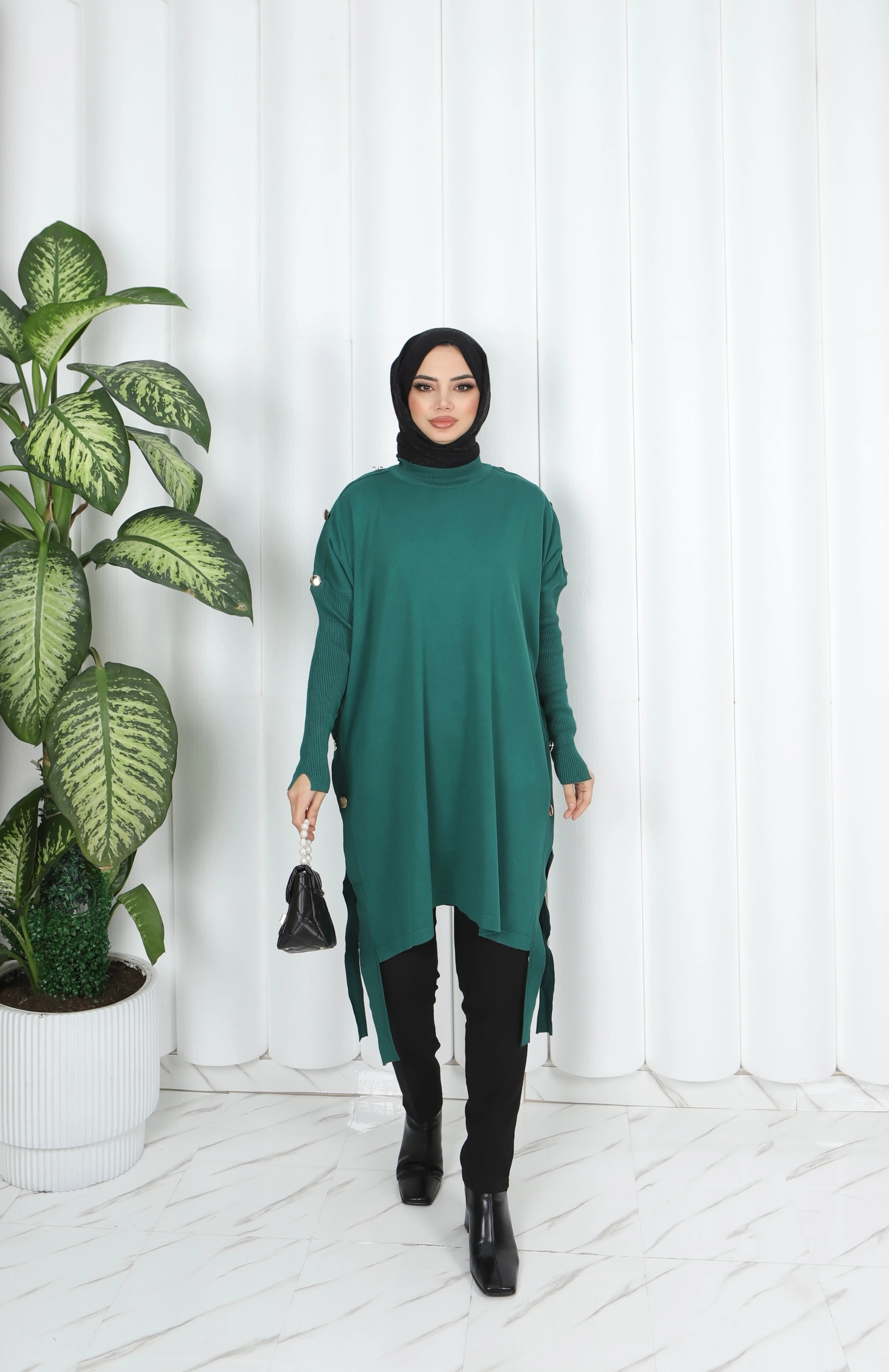 Düğme Detaylı Merserize Tunik