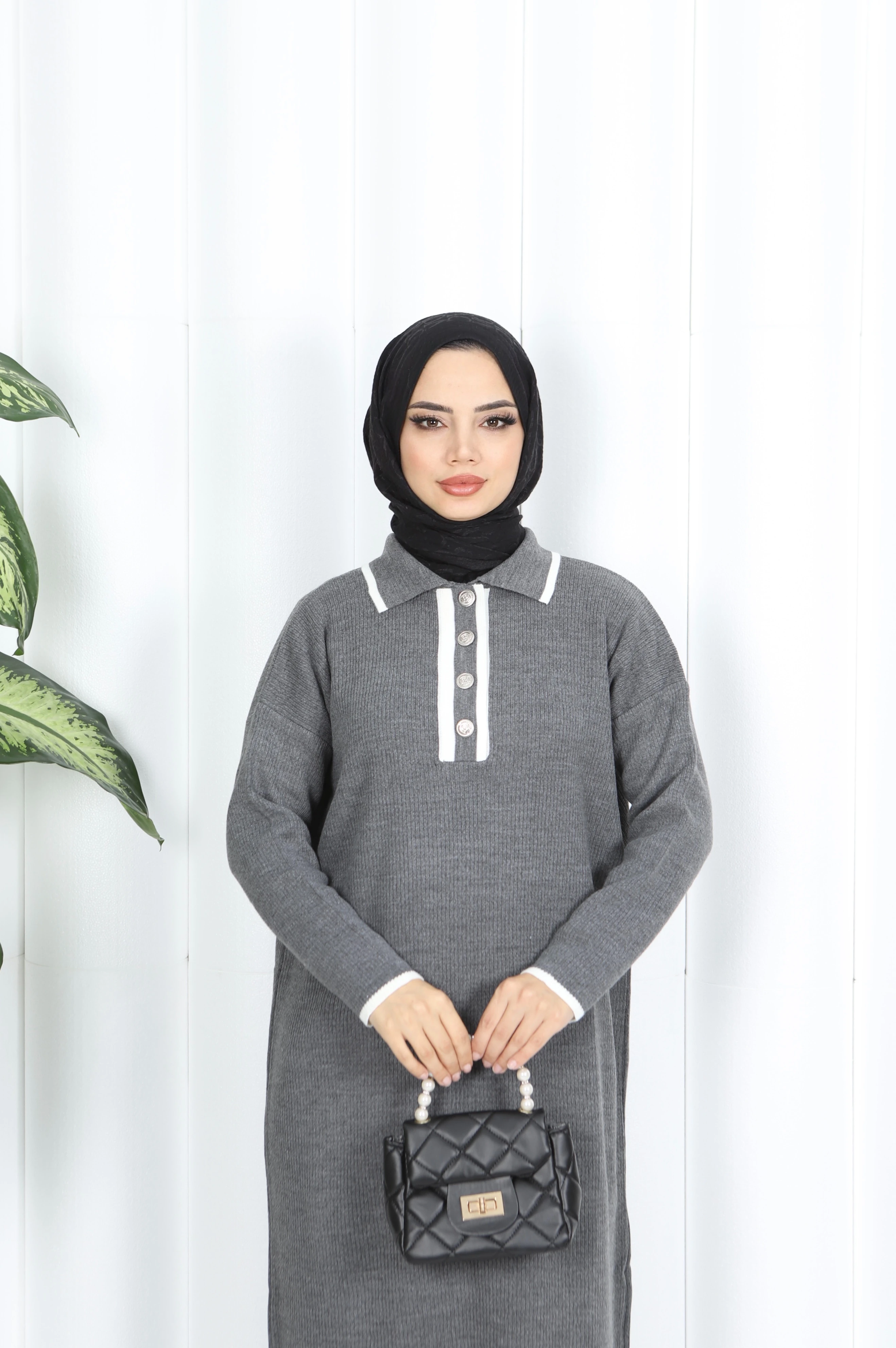 Polo Yaka Triko Elbise