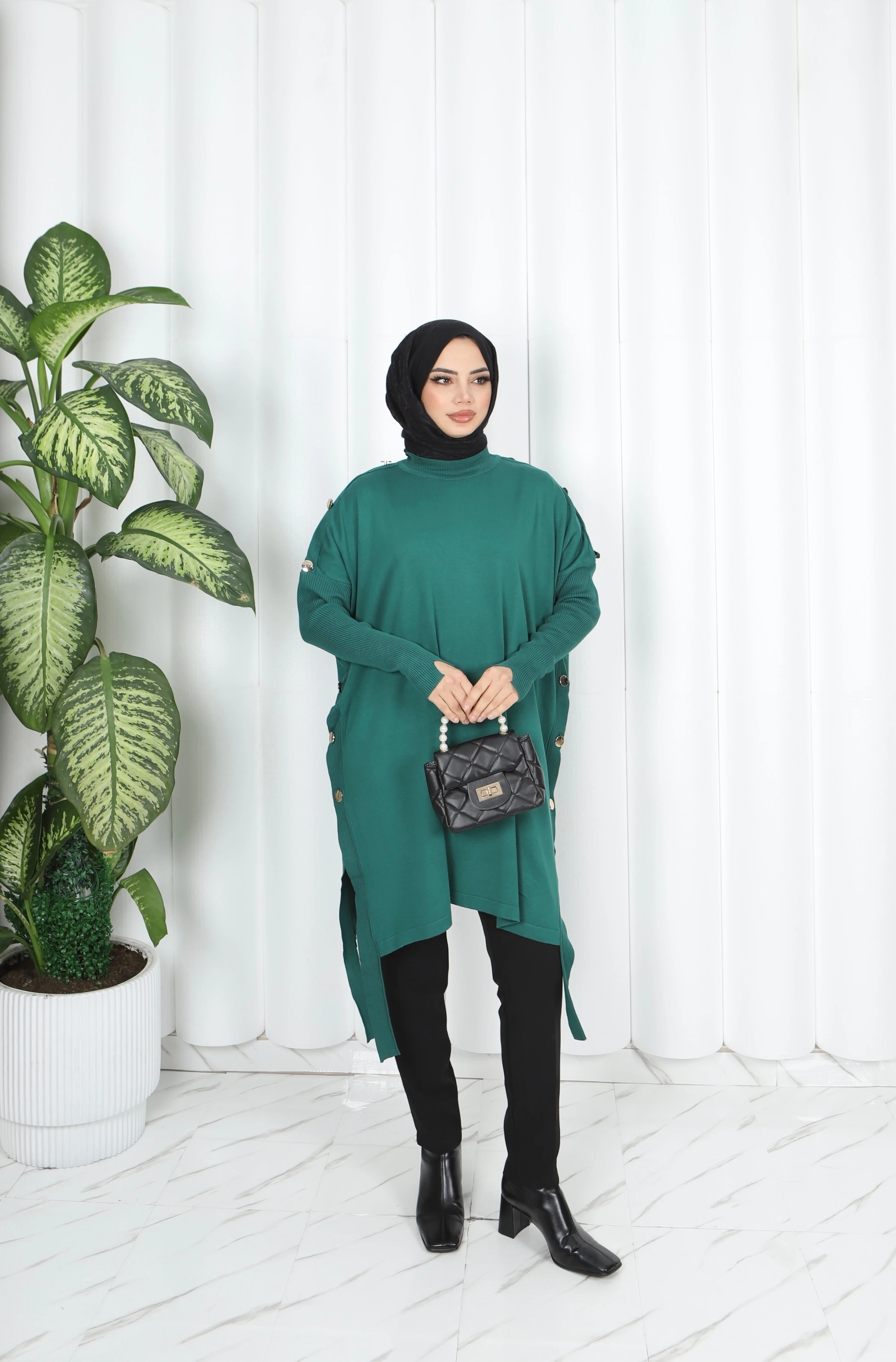 Düğme Detaylı Merserize Tunik