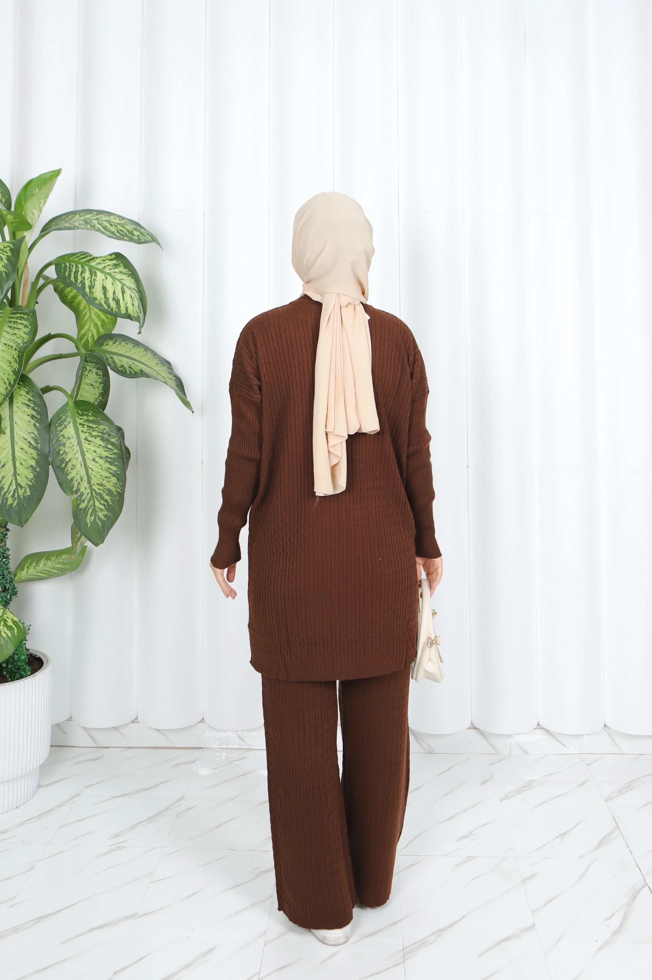 Saç Örgülü Triko Takım