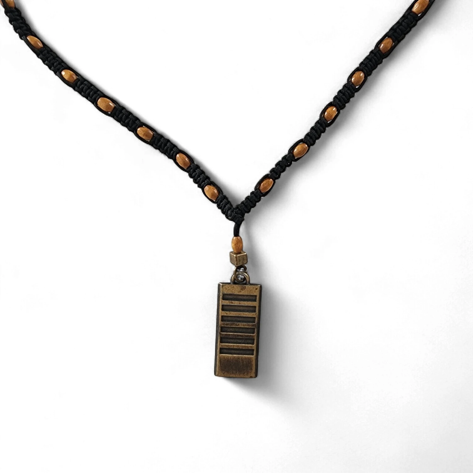 Kahve Boncuklu El Örme Siyah Kolye