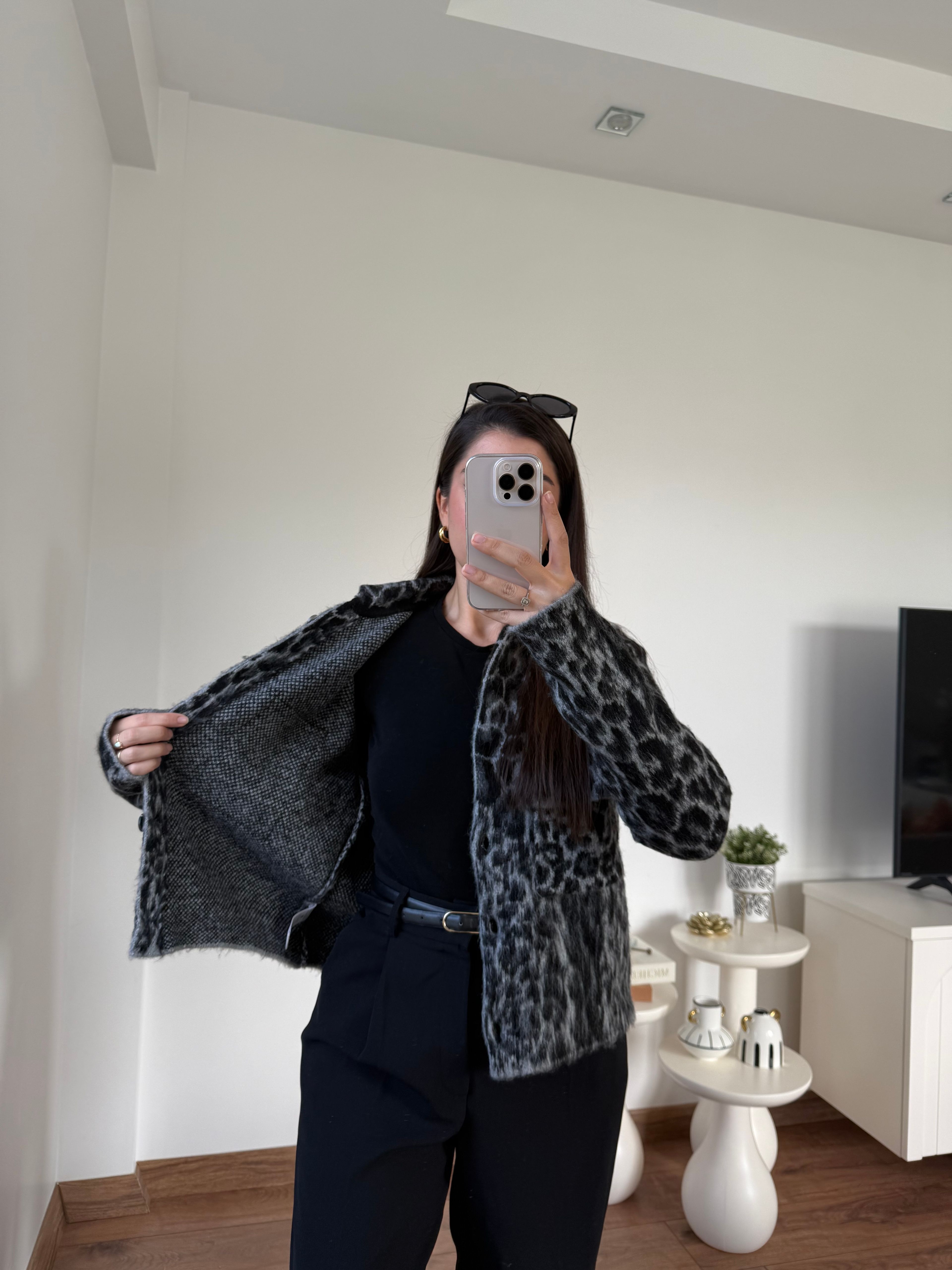 LEOPAR DESENLİ YAKALI HIRKA