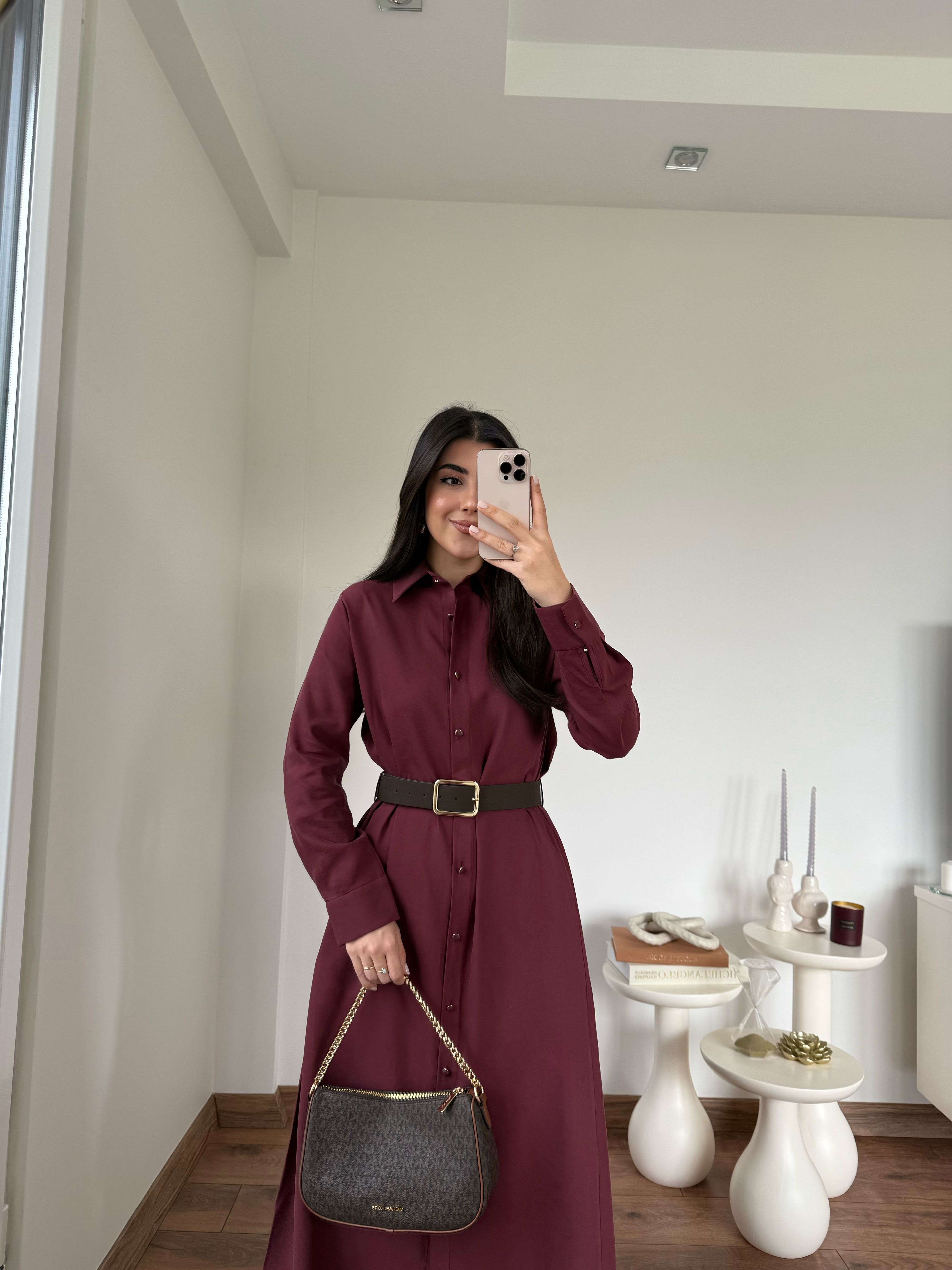 KEMERLİ DÜĞME DETAYLI GÖMLEK ELBİSE