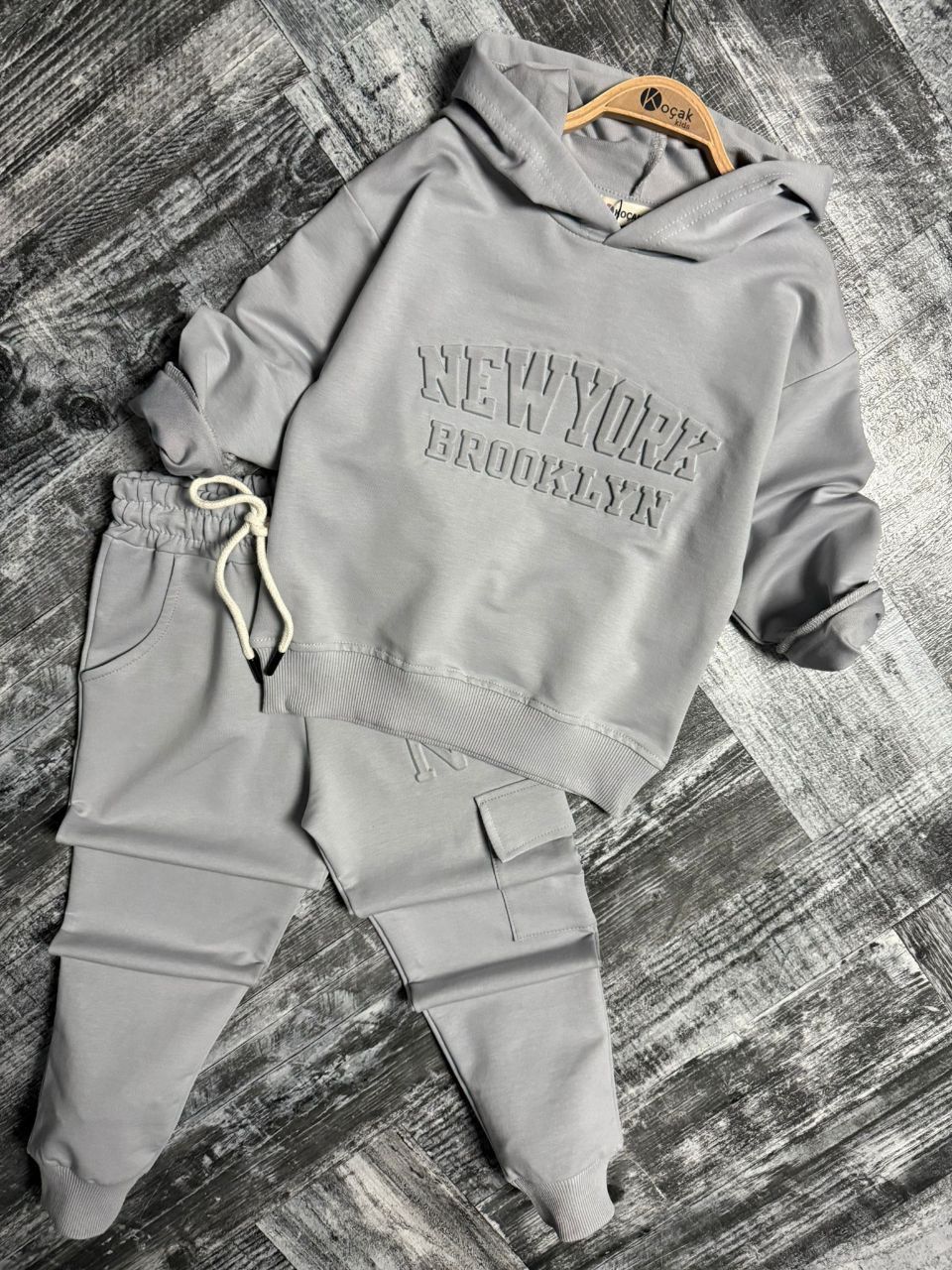 1311 Gofre Baskı Kapüşonlu Garson 2li Takım - Gri