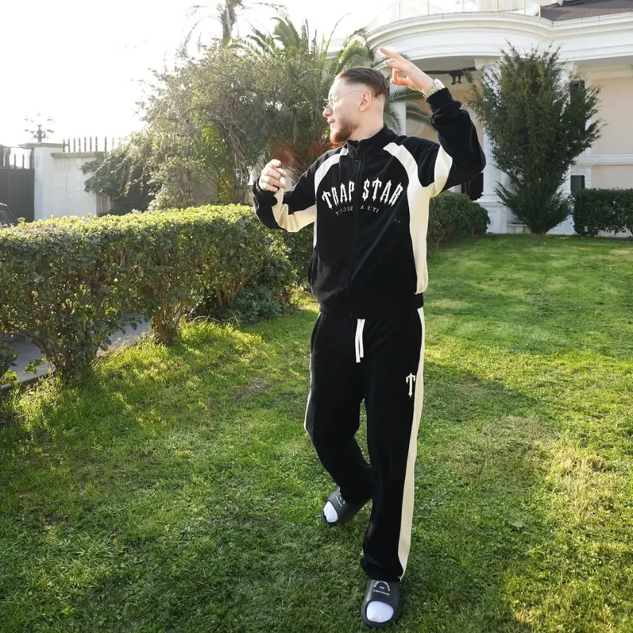 Trapstar Irongate Arch Velour Tracksuit