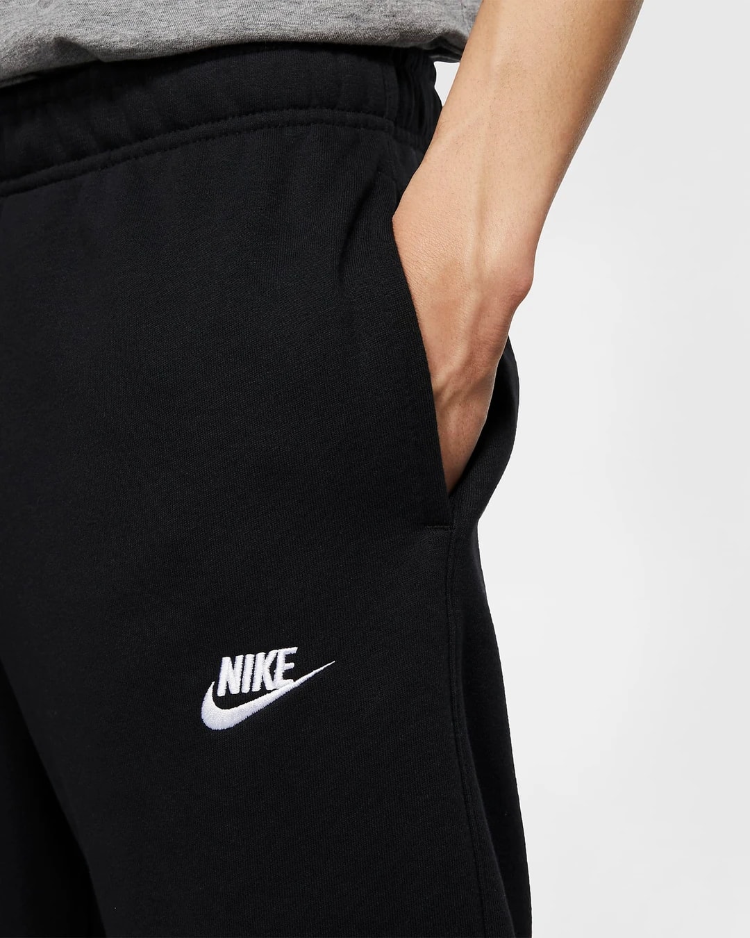 Nike Club Fleece Black Tracksuit