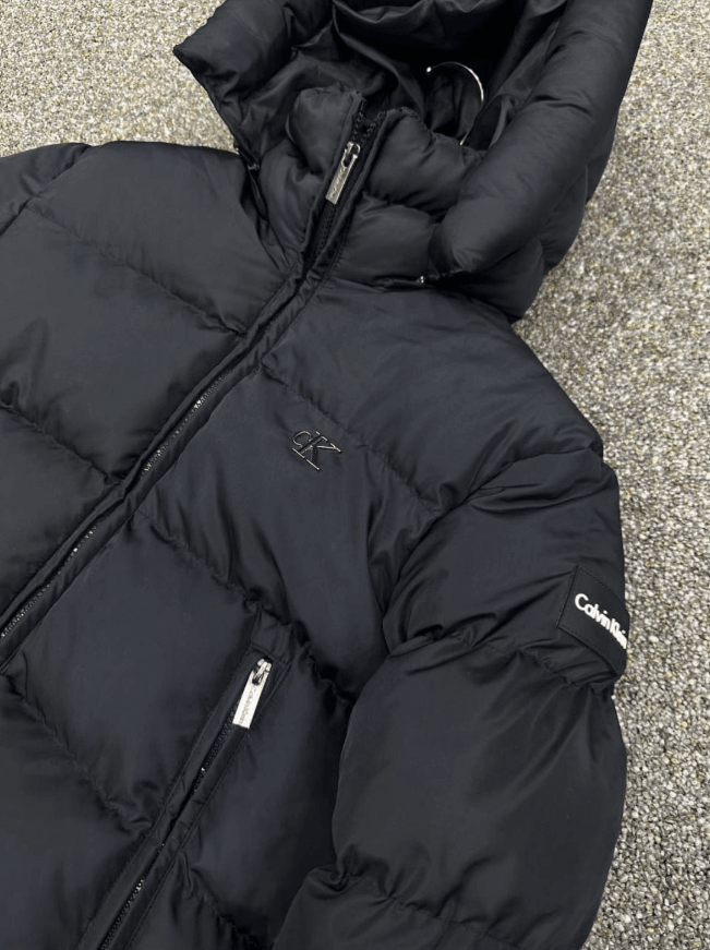 Calvin Klein Black Mat Mont