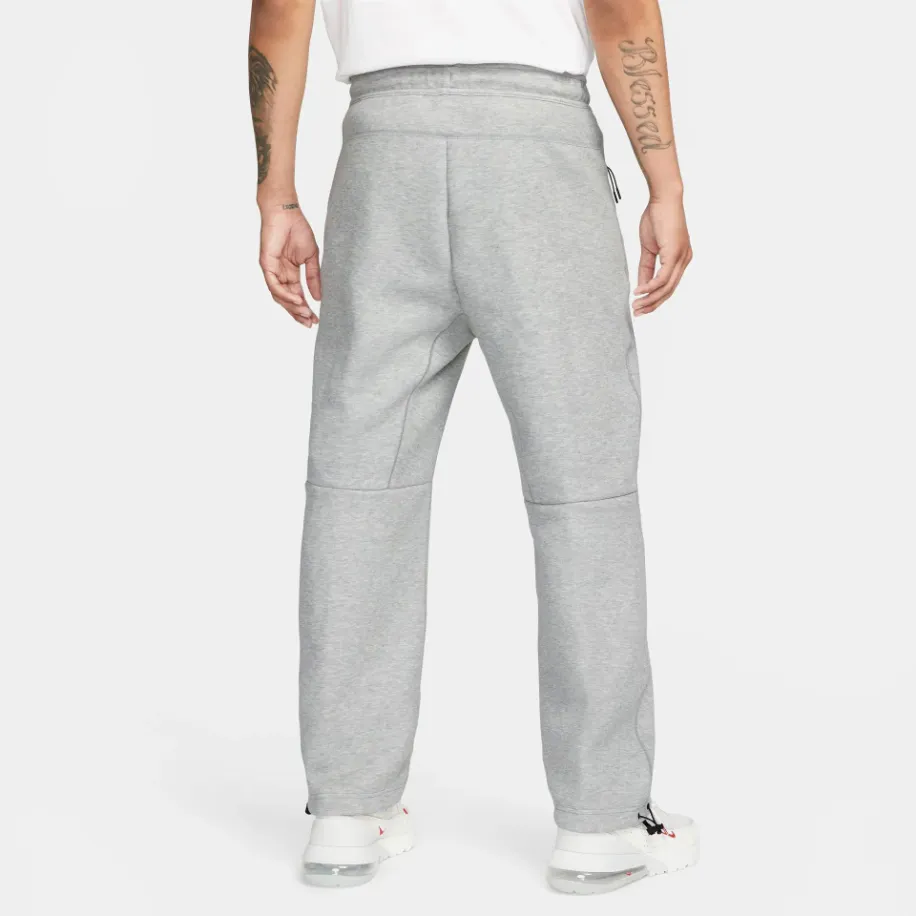 Nike Sportswear Tech Fleece Baggy Grey