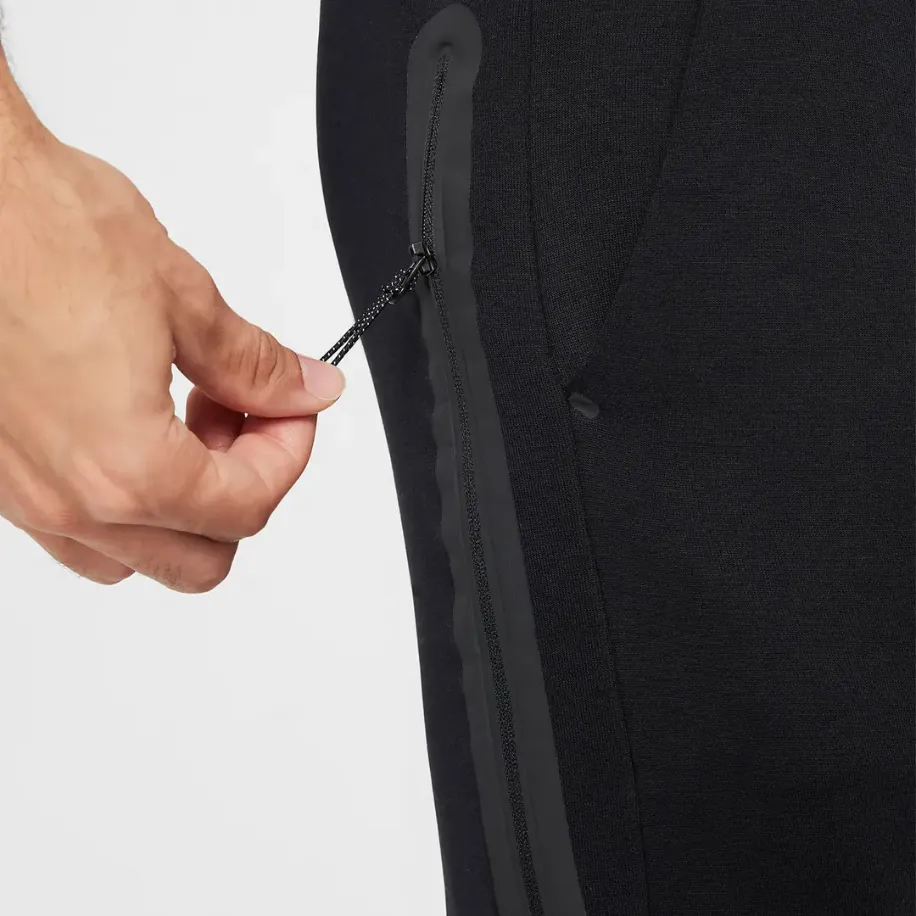 NIKE Tech Fleece 2025 Black Jogger