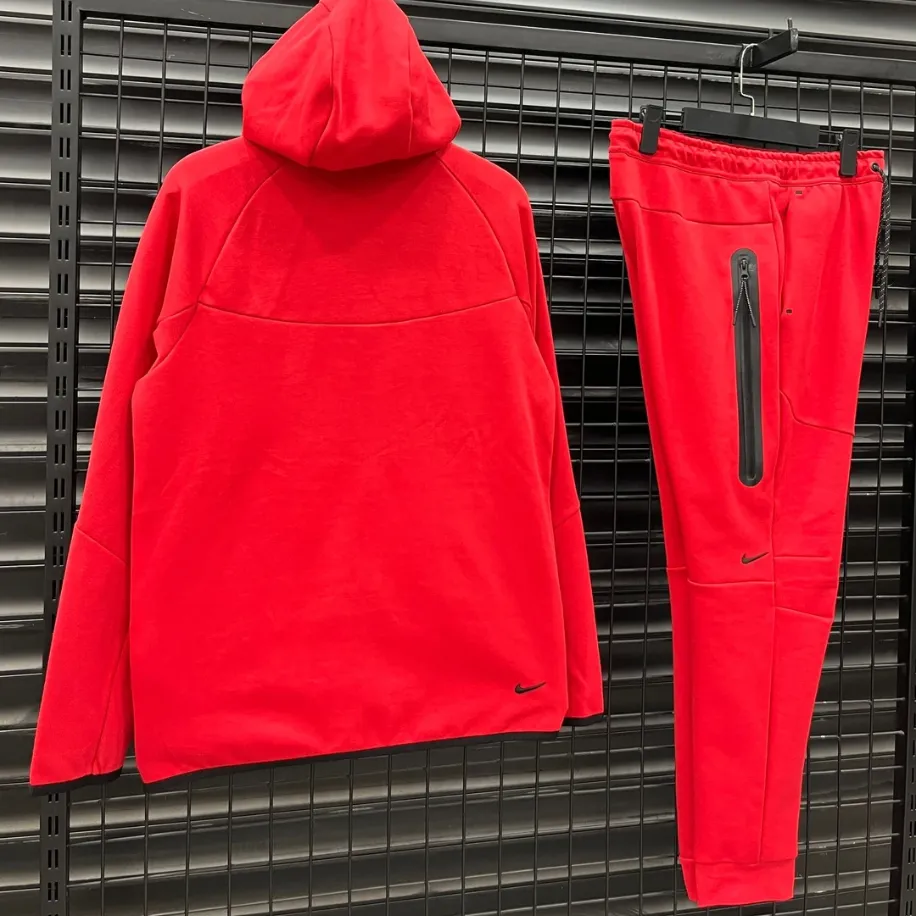 NIKE Tech Fleece 2025 Red Jogger
