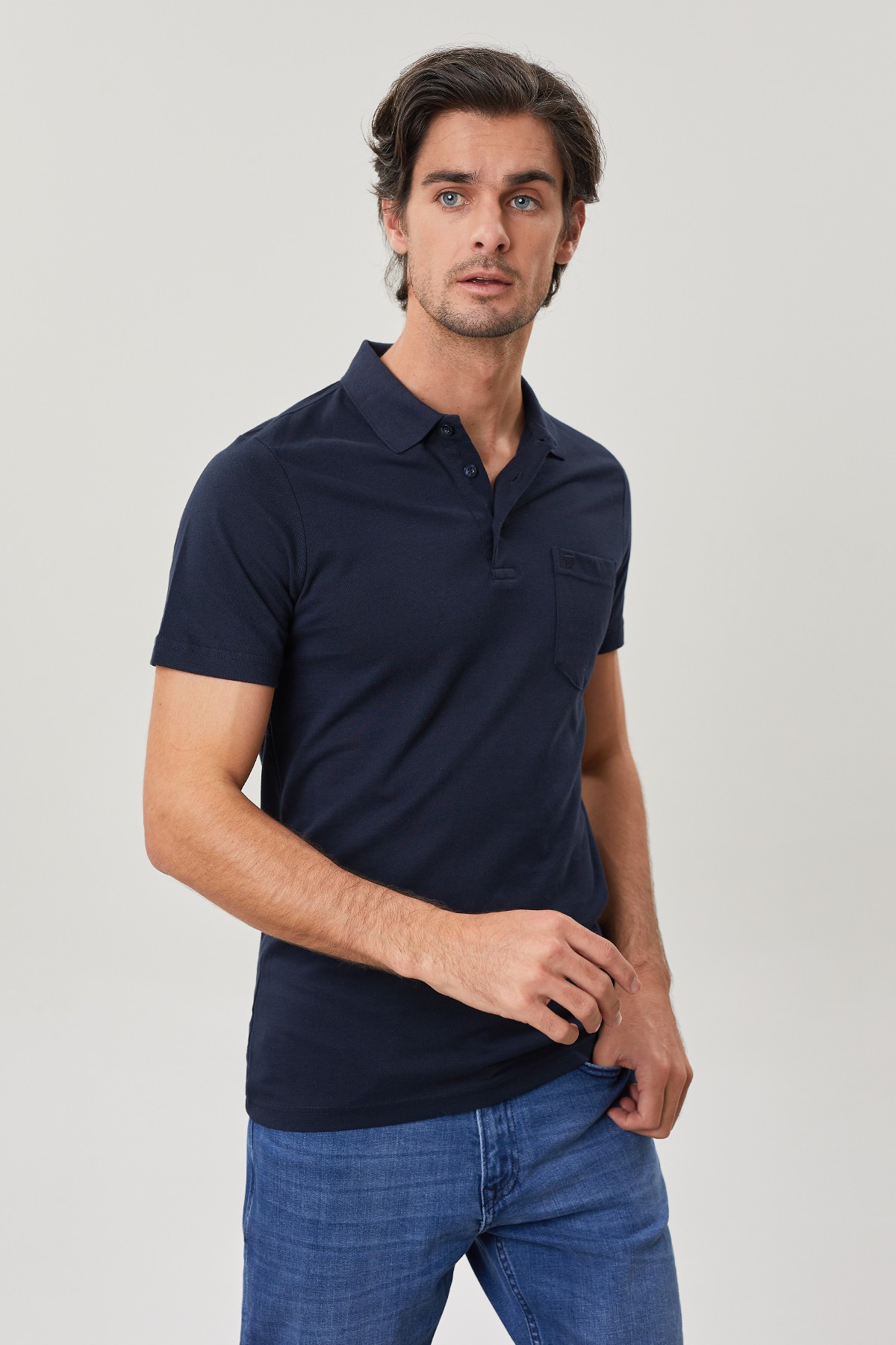 Regular Fit Polo Neck Classics with Pockets  %100 Cotton Short Sleeves Basic  T-Shirt