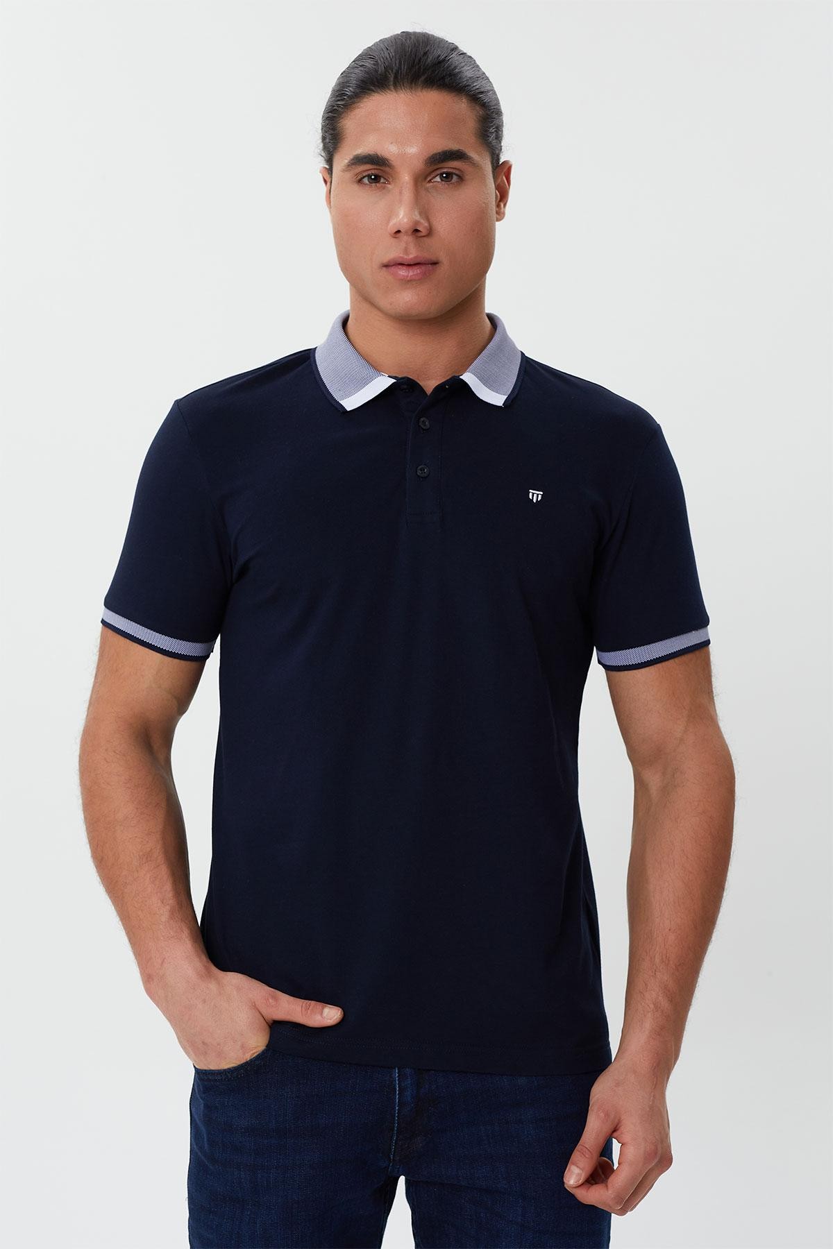 Regular Fit Polo Yaka Düğme Detaylı Erkek T-Shirt